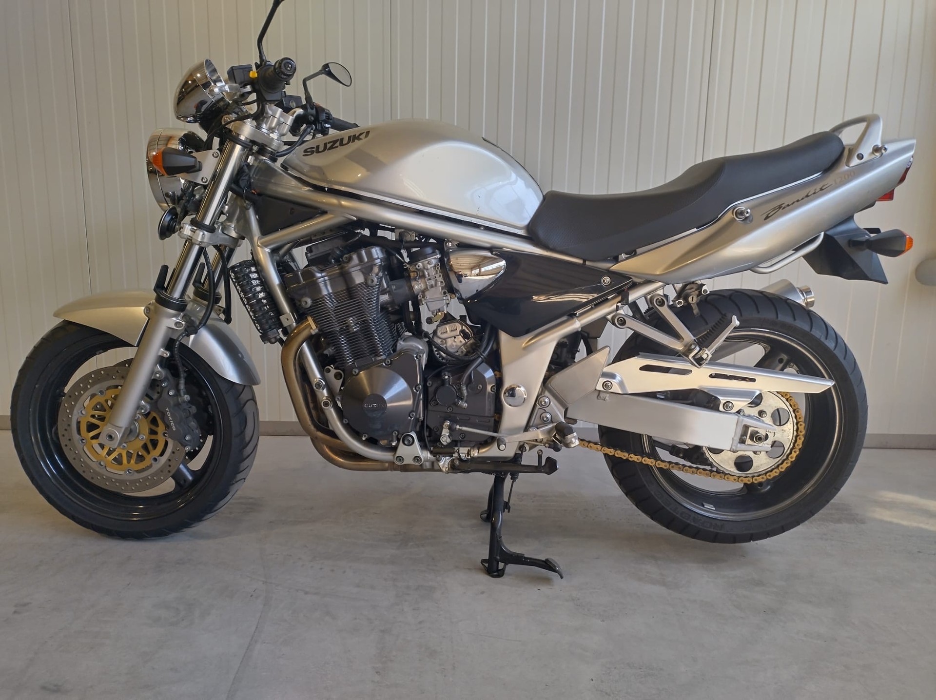 SUZUKI GSF 1200 Bandit-image-1