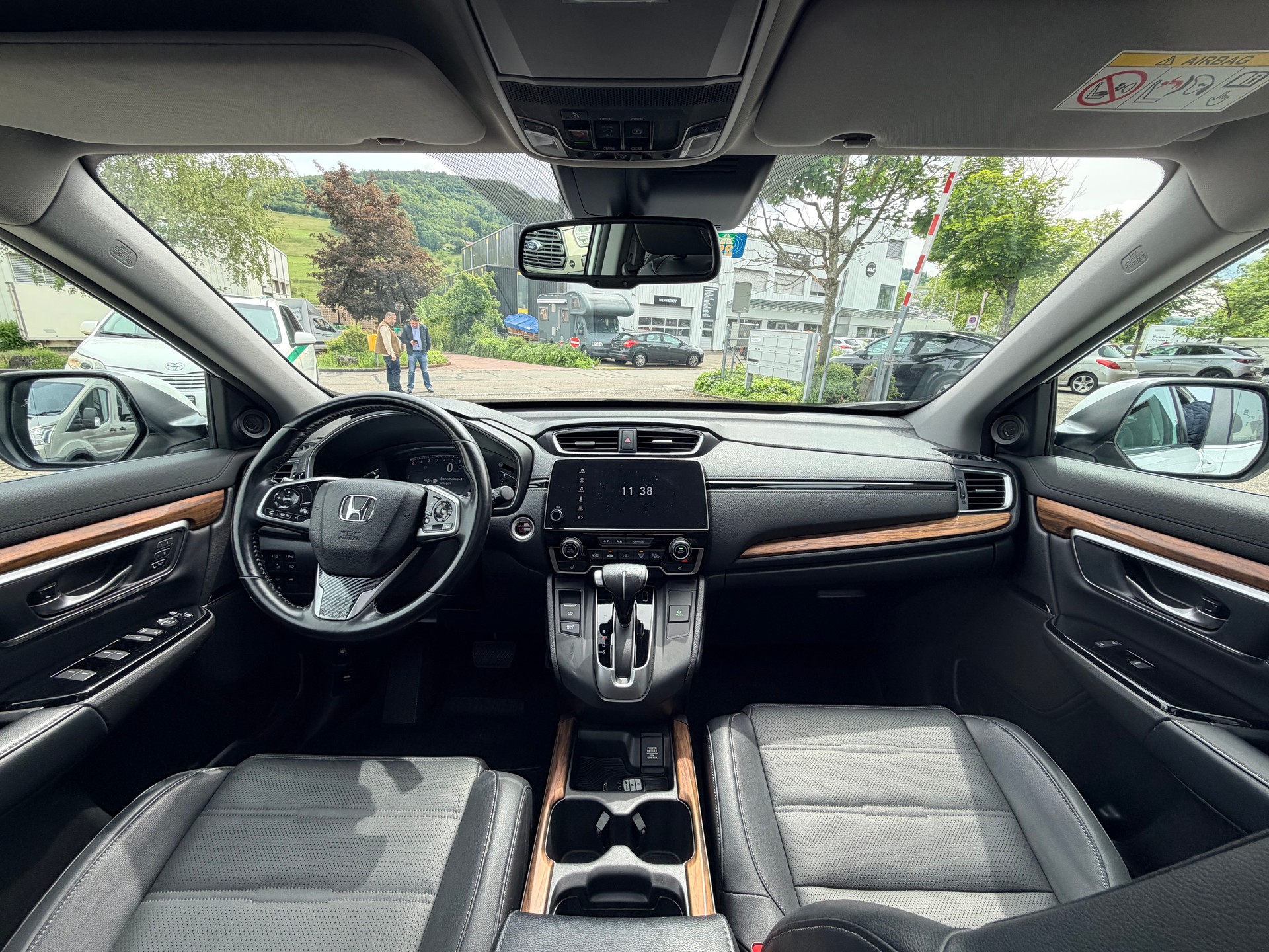 HONDA CR-V 1.5 i-VTEC Executive 4WD Automatic-image-13