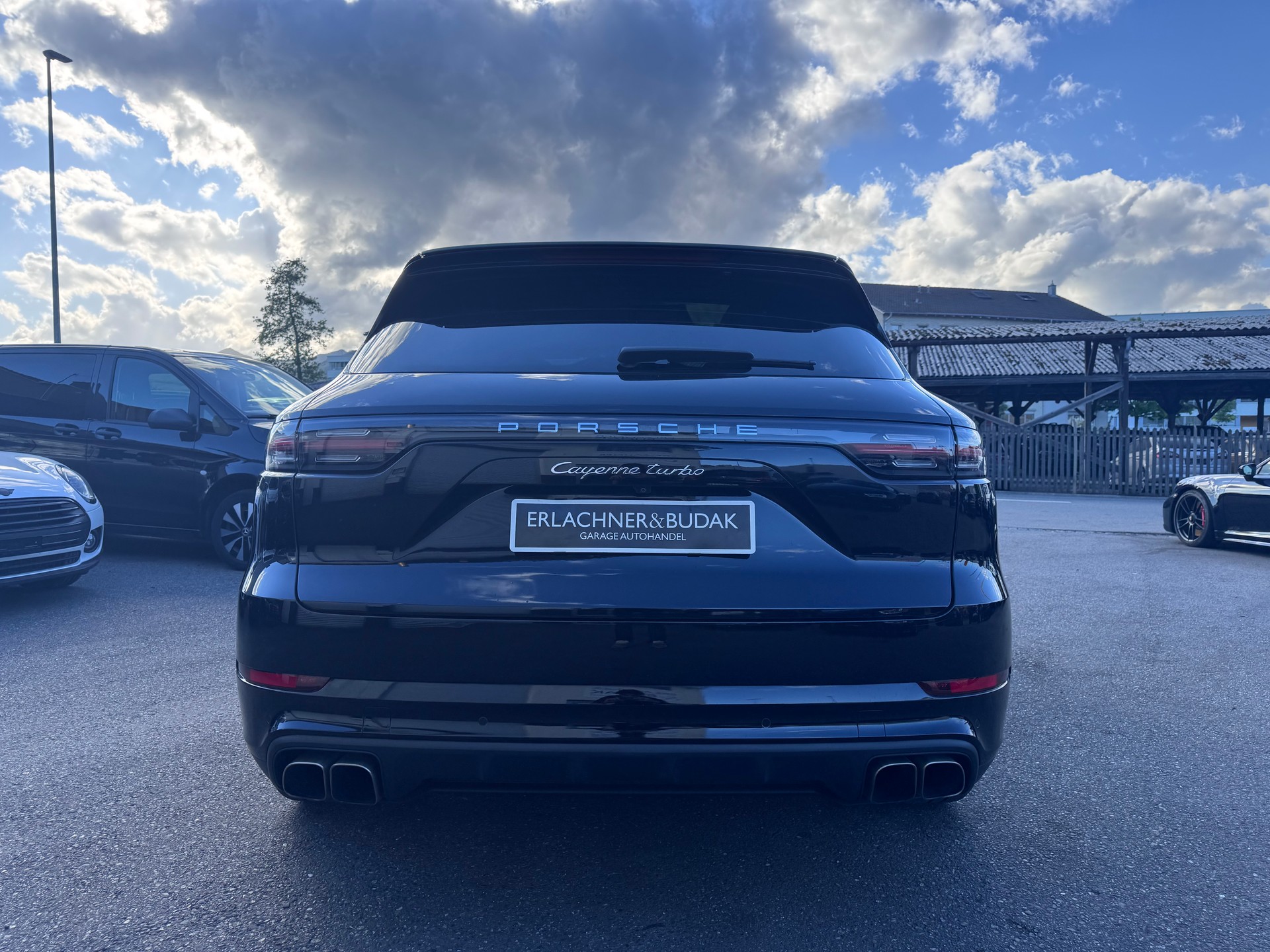 PORSCHE Cayenne Turbo-image-5