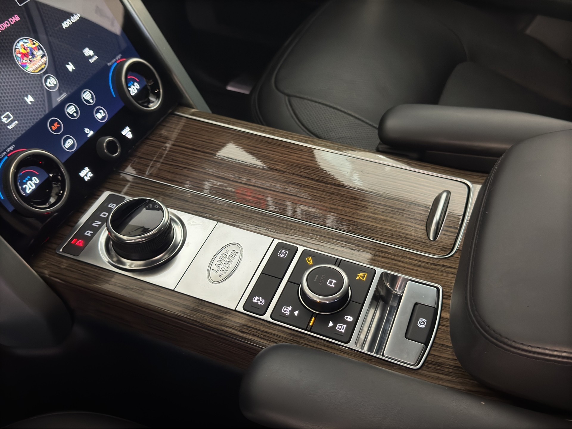 LAND ROVER Range Rover 2.0 Si4 P400e PHEV AutobiographyAutomatic-image-12