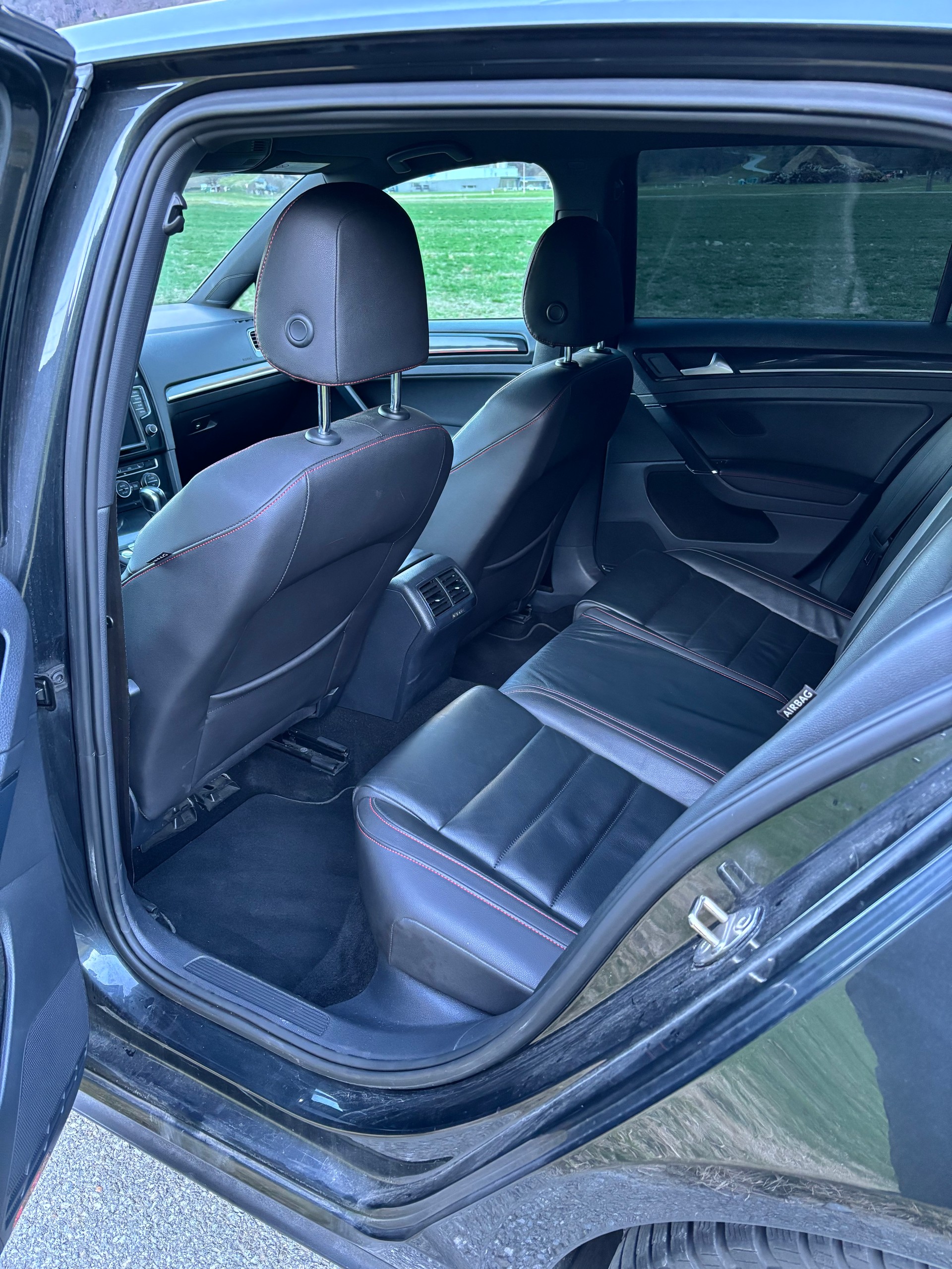 VW 2.0 TSI GTI Performance DSG-image-4