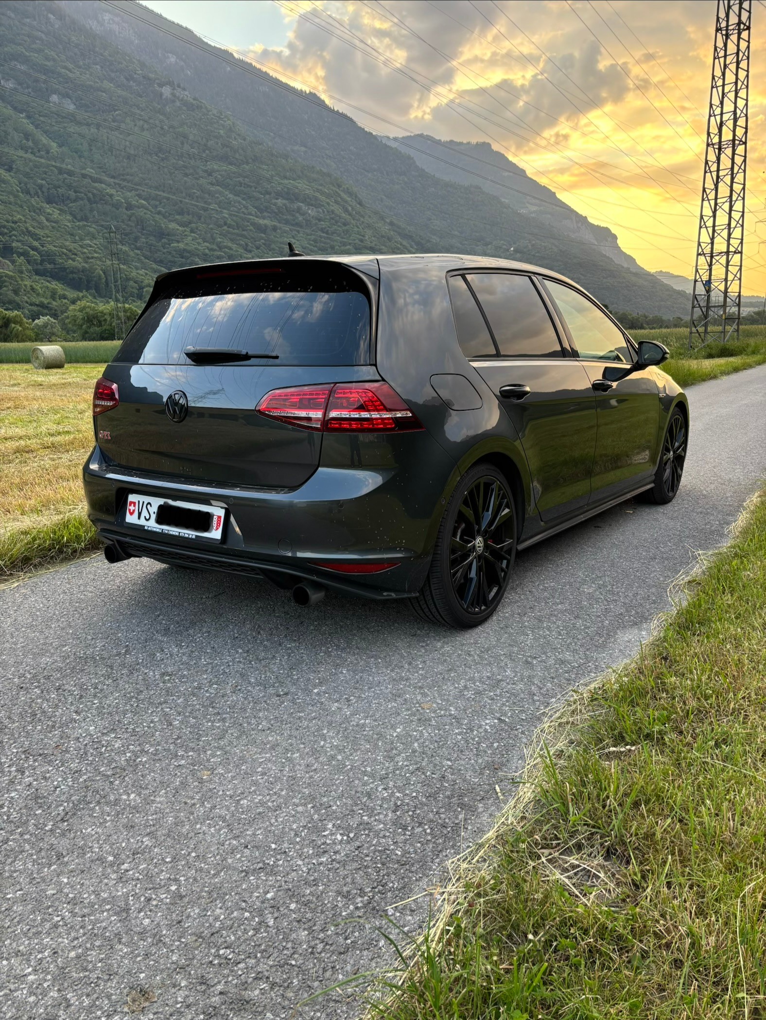 VW 2.0 TSI GTI Performance DSG-image-1