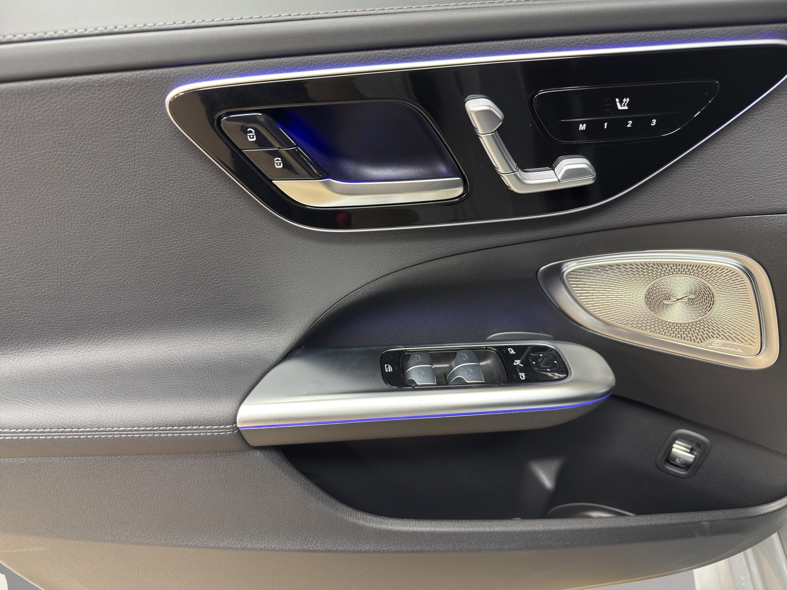 MERCEDES-BENZ C 220 d T 4 Matic Swiss Star-image-12