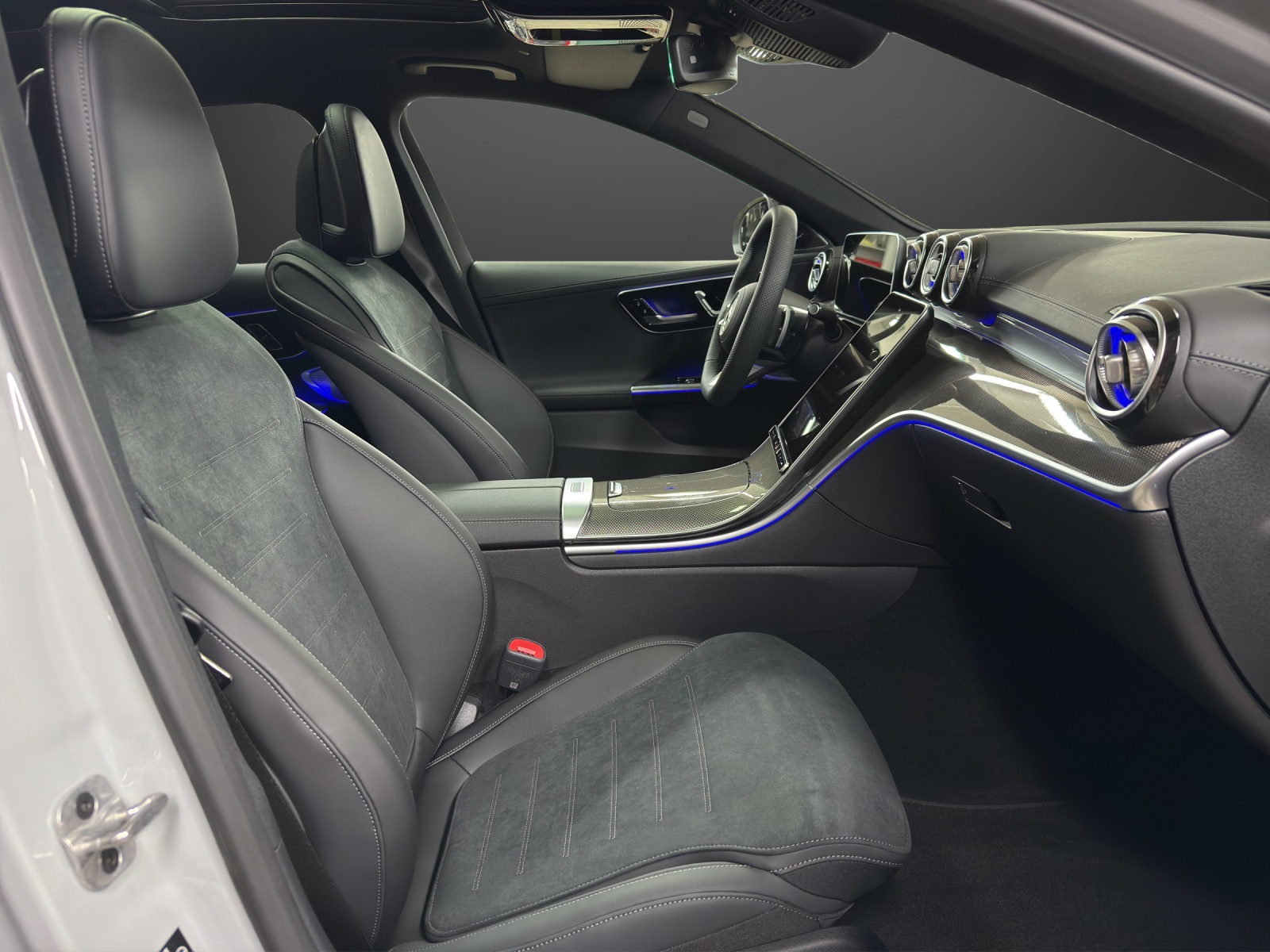 MERCEDES-BENZ C 220 d T 4 Matic Swiss Star-image-11