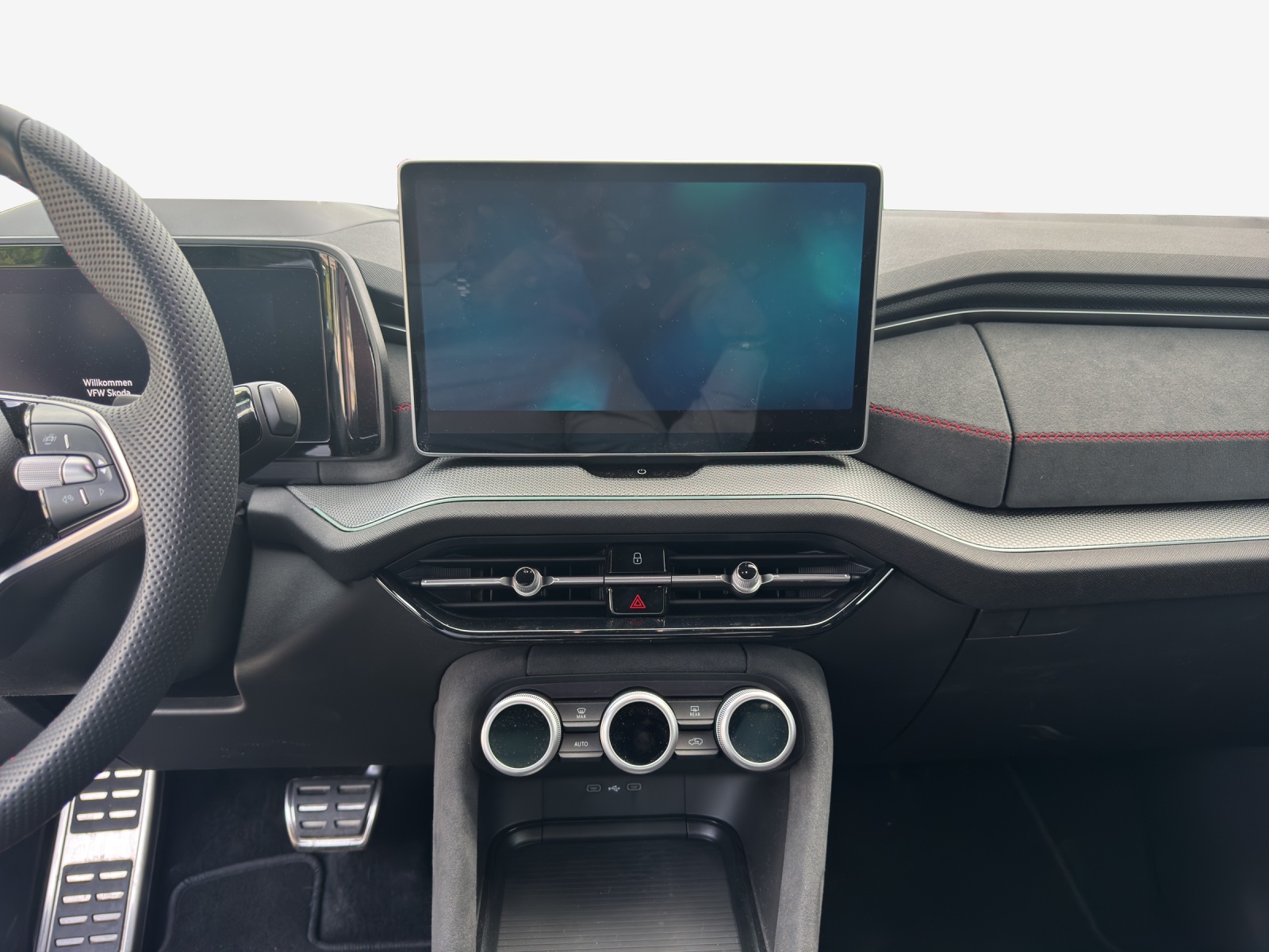 SKODA Kodiaq 2.0 TSI RS 4x4-image-10