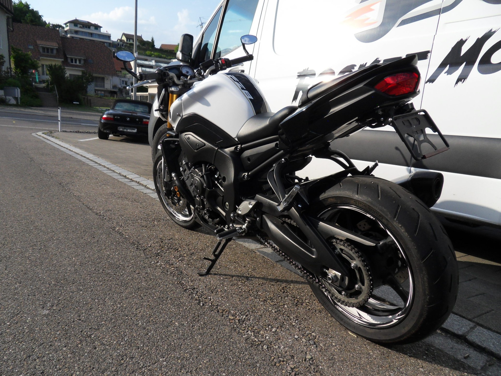 YAMAHA FZ8 N ABS-image-3