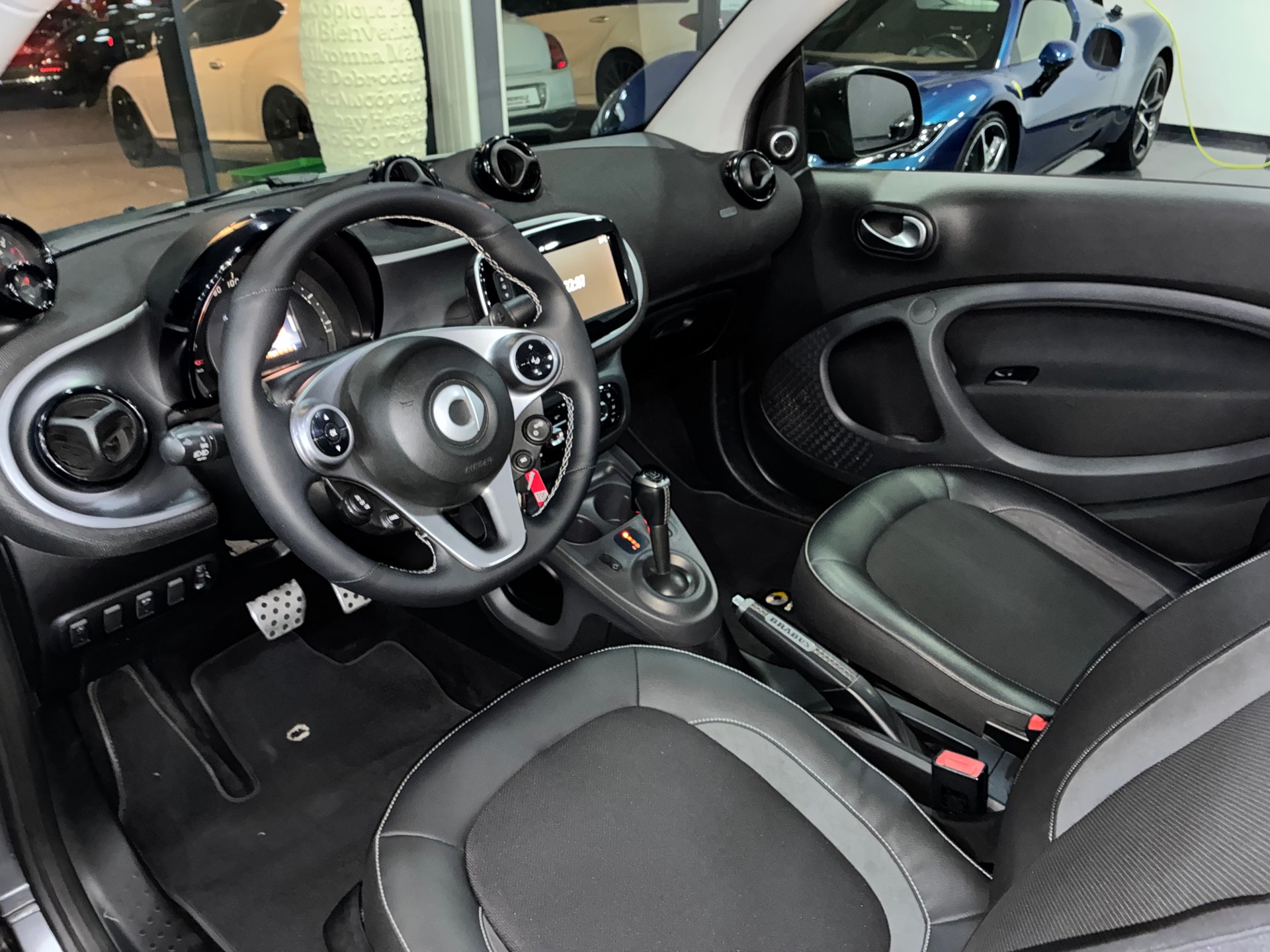 SMART fortwo Brabus twinmatic-image-12