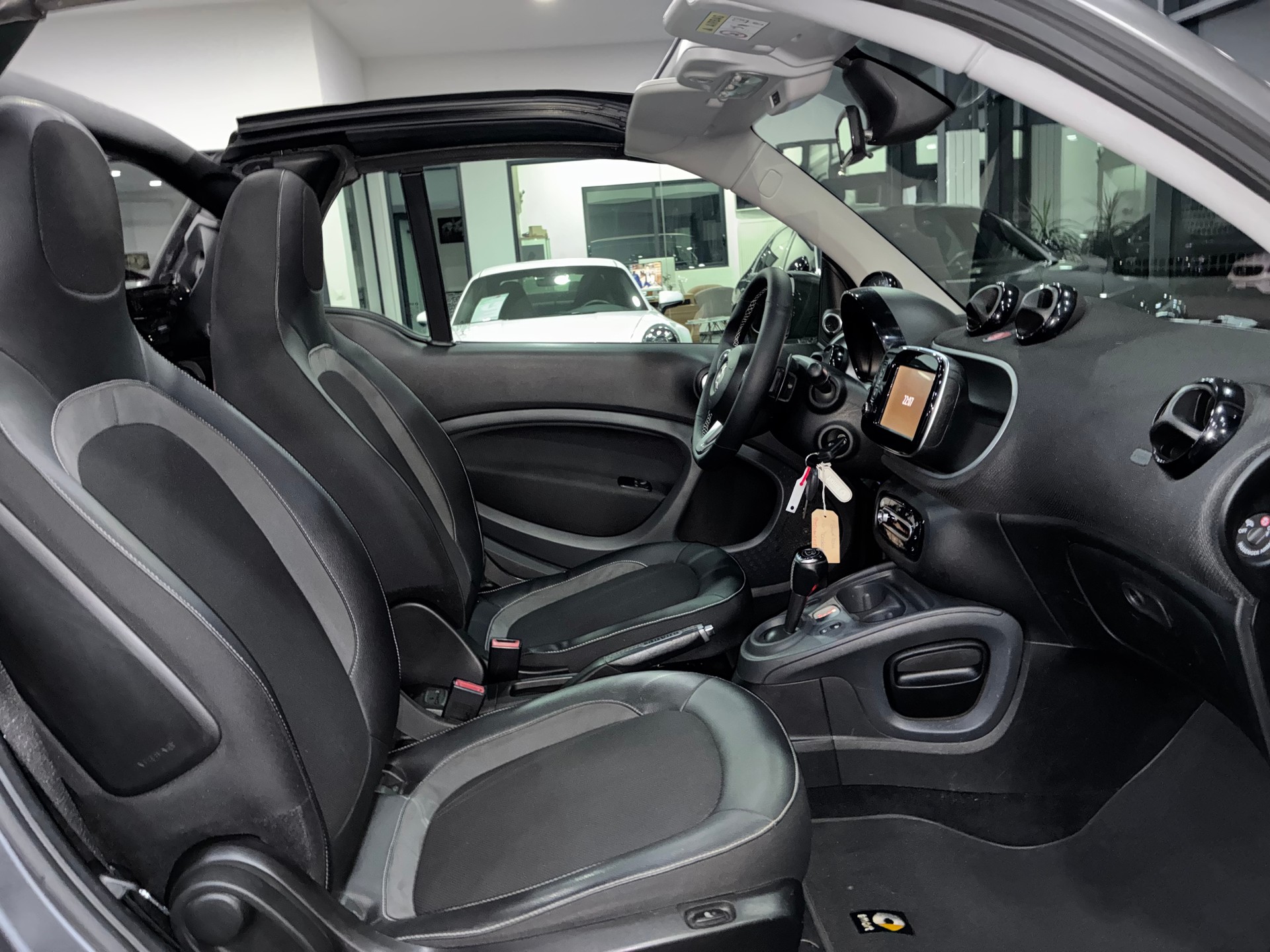 SMART fortwo Brabus twinmatic-image-11