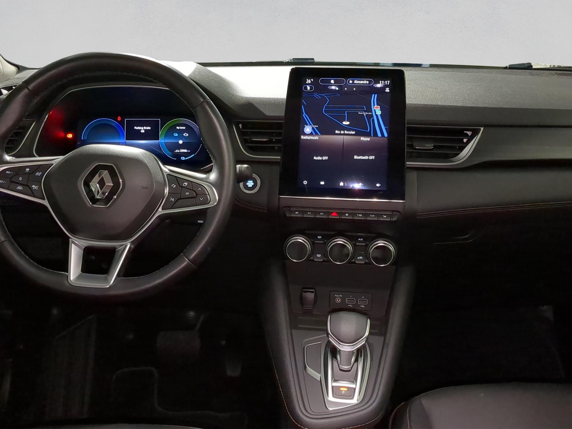 RENAULT Captur 1.6 E-Tech 145 E-Tech Iconic DHT-image-12