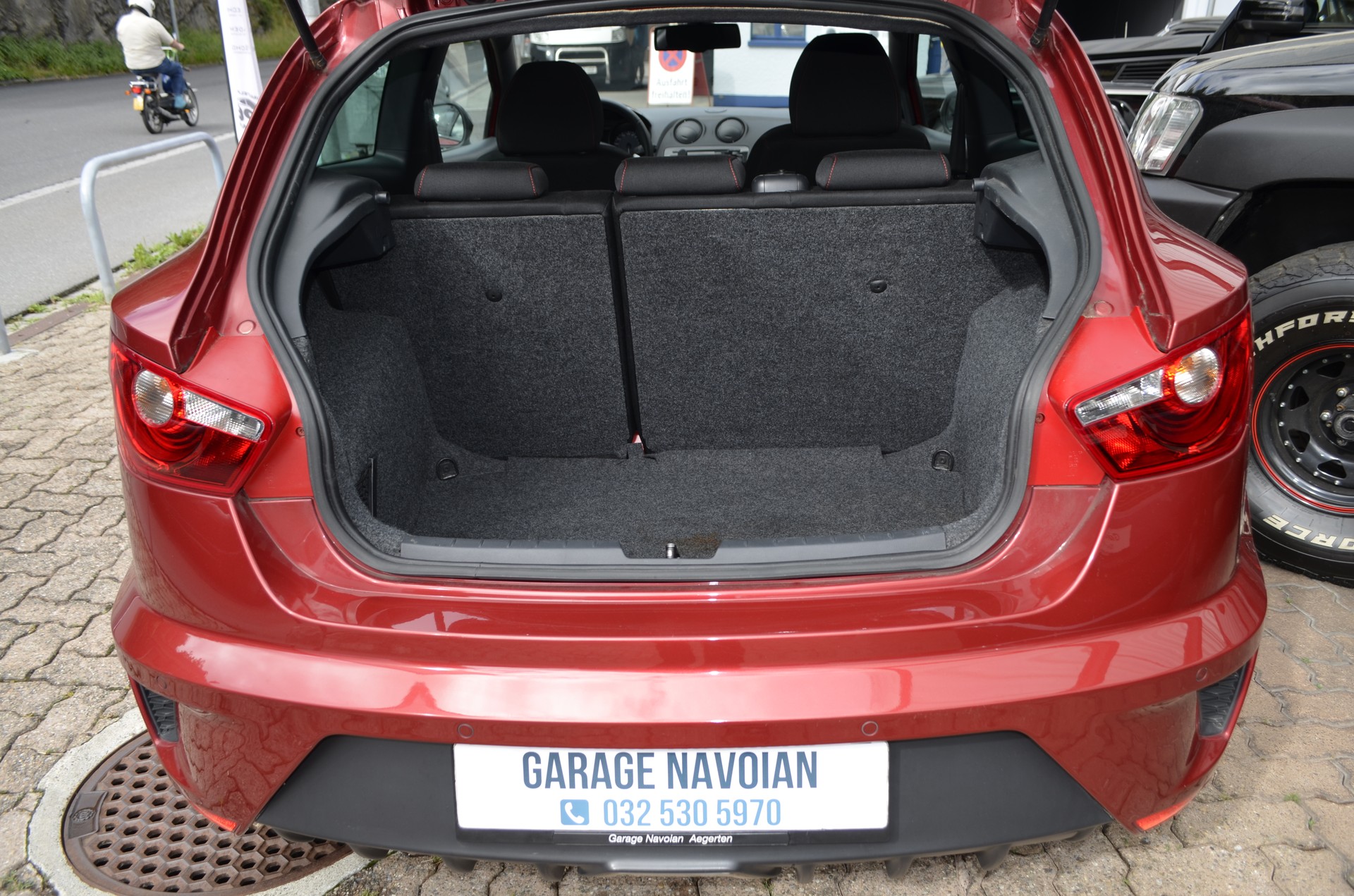 SEAT Ibiza SC 1.4 TSI Cupra DSG-image-8