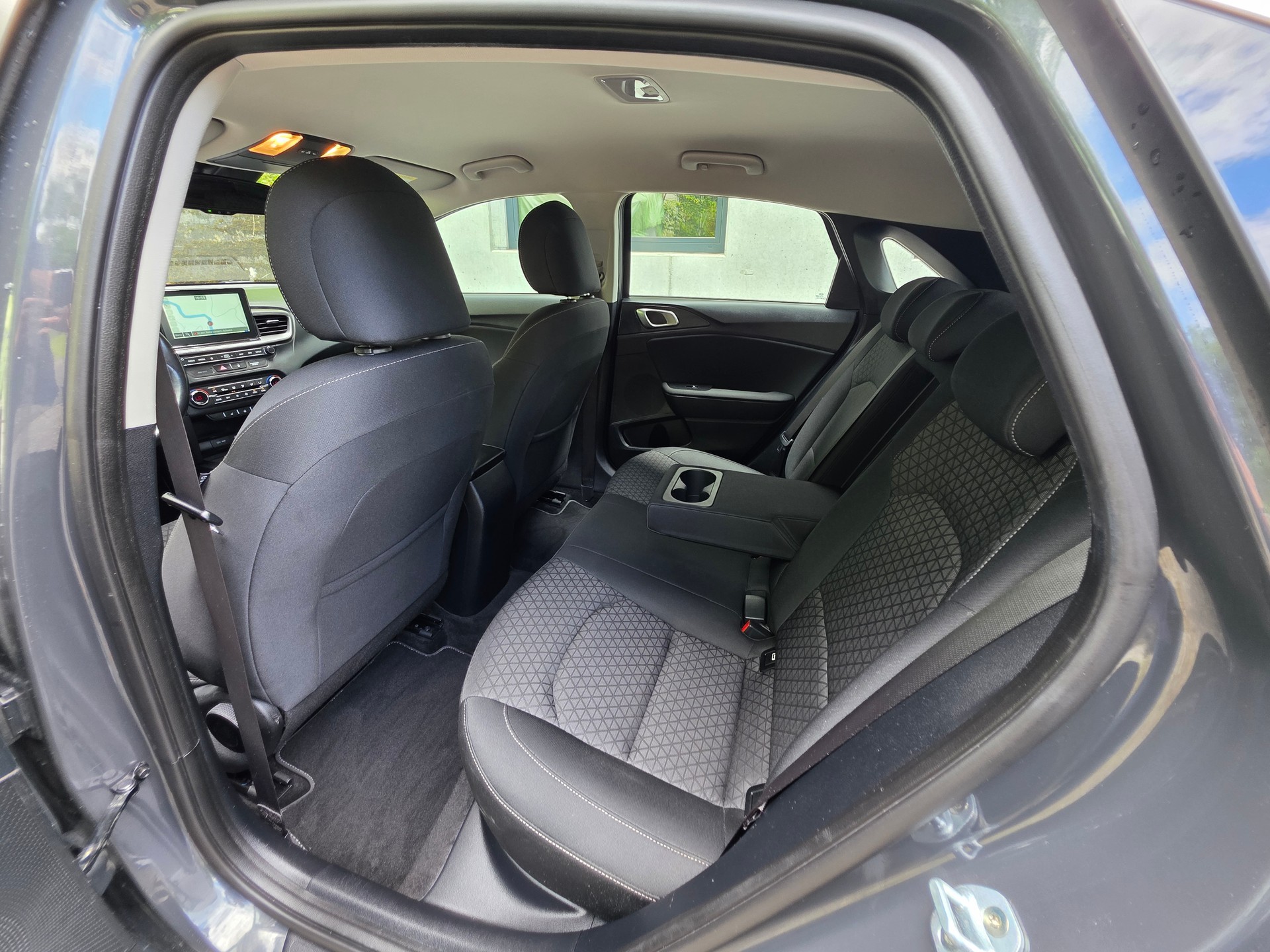 KIA Ceed 1.4 T-GDi Style DCT-image-23