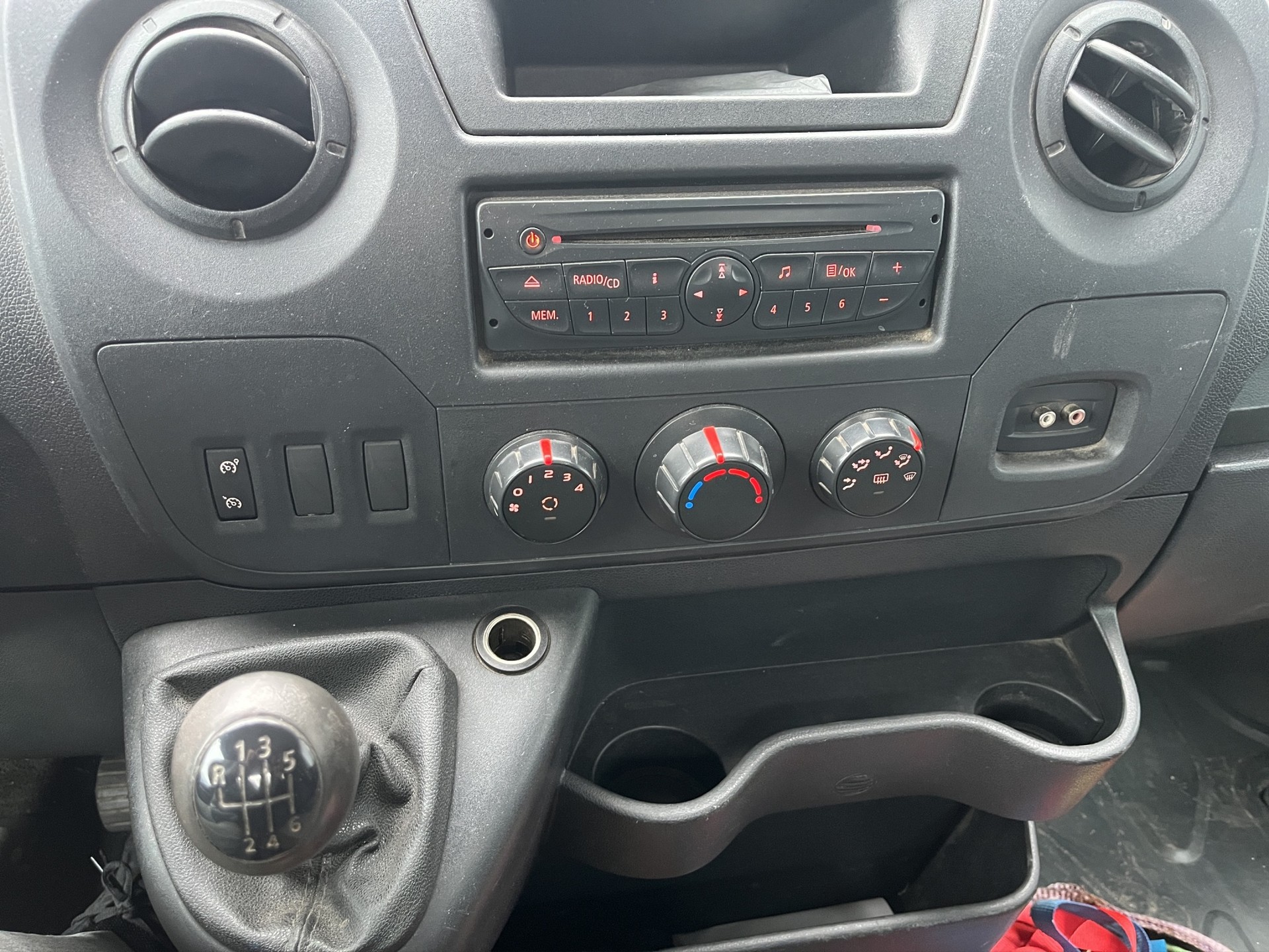 RENAULT Master P35 2.3dCi TRI-BENNE-image-10
