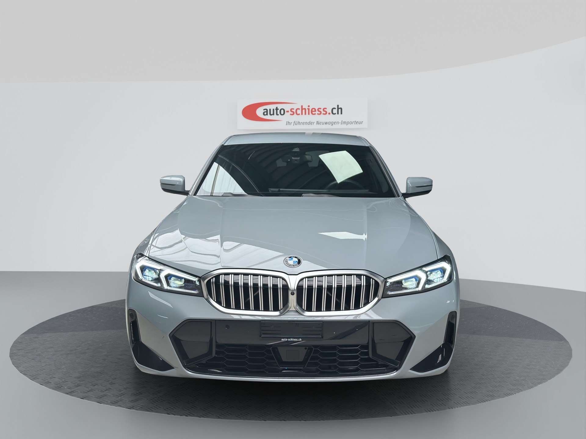 BMW 320d xDrive 48V Steptronic M Sport-image-1