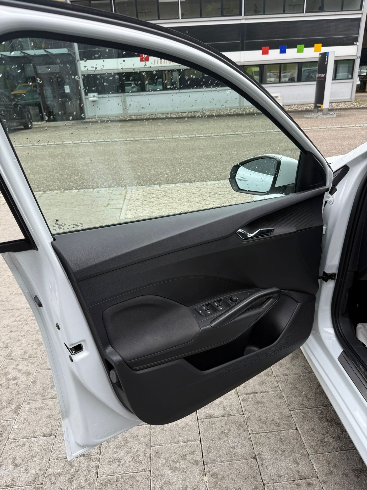 SKODA Fabia 1.0 TSI Dynamic DSG-image-12
