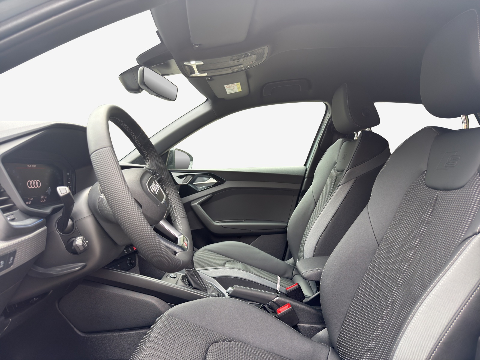 AUDI A1 Sportback 35 TFSI S Line S-tronic-image-7