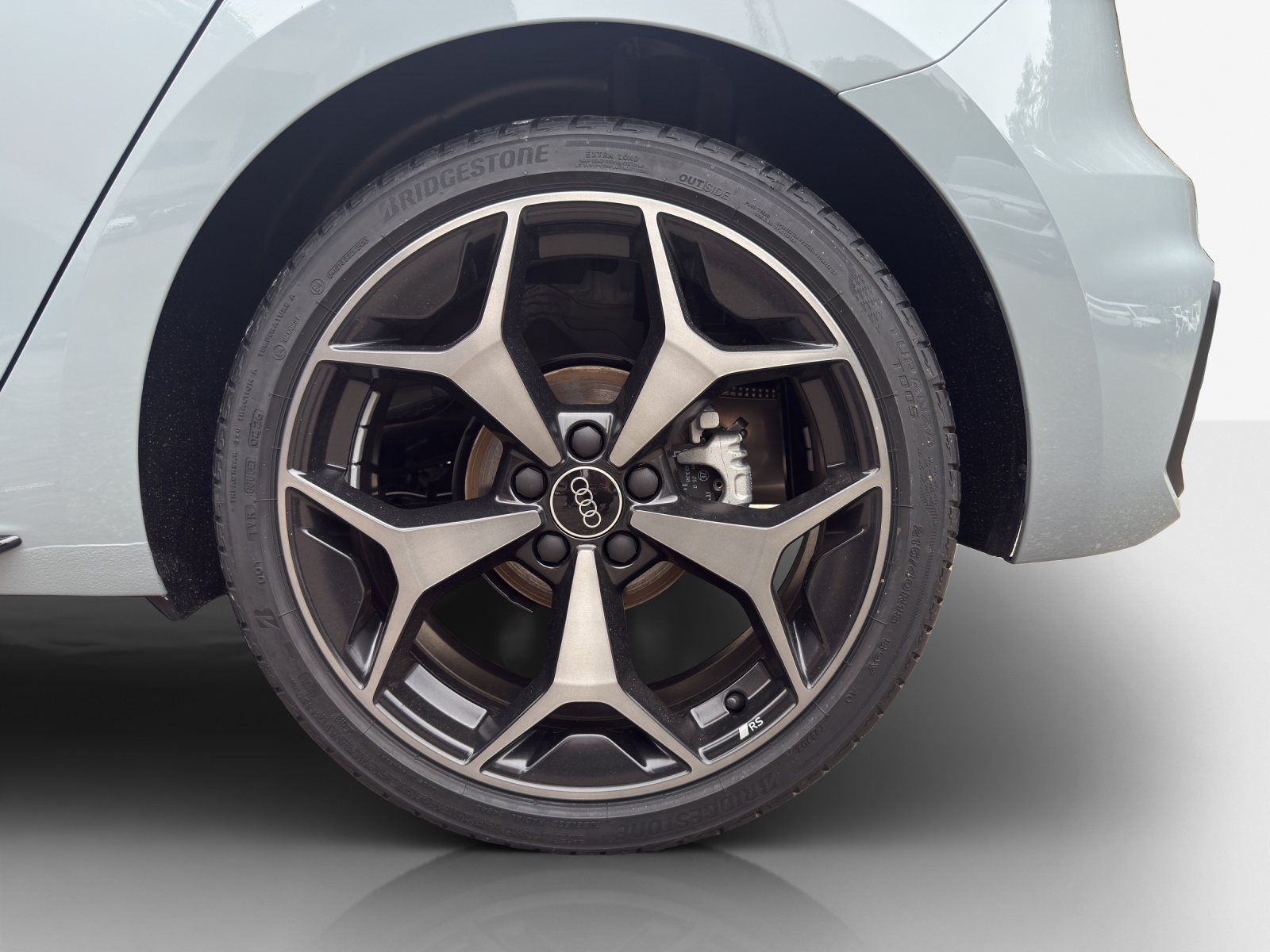 AUDI A1 Sportback 35 TFSI S Line S-tronic-image-13