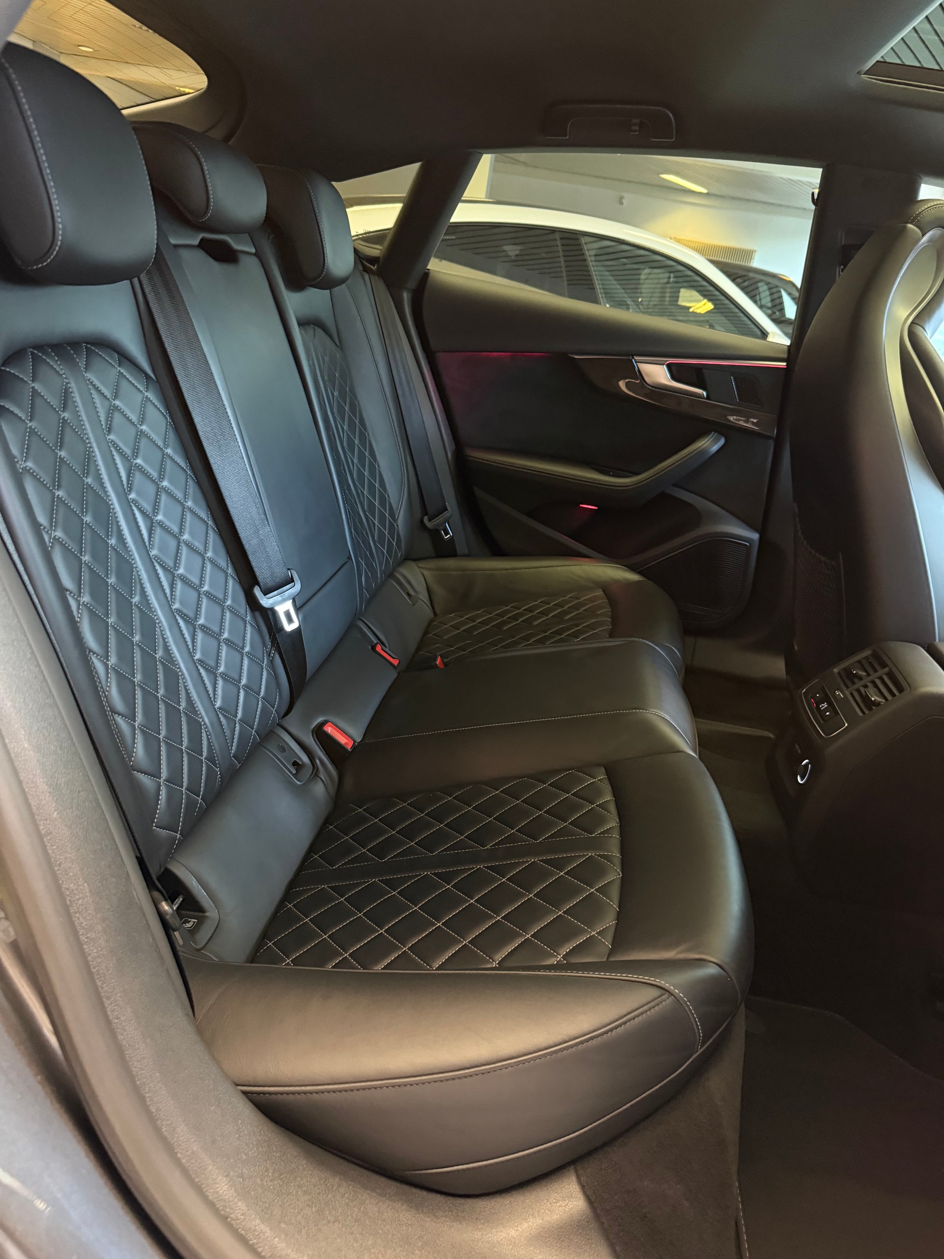 AUDI S5 Sportback 3.0 TFSI quattro tiptronic-image-12