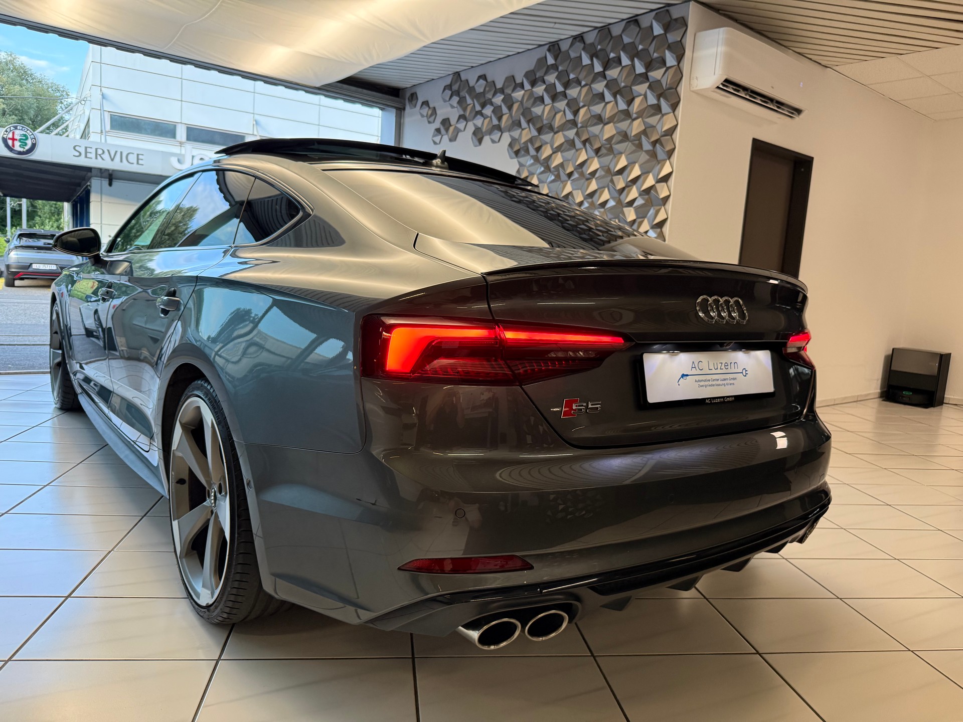 AUDI S5 Sportback 3.0 TFSI quattro tiptronic-image-1
