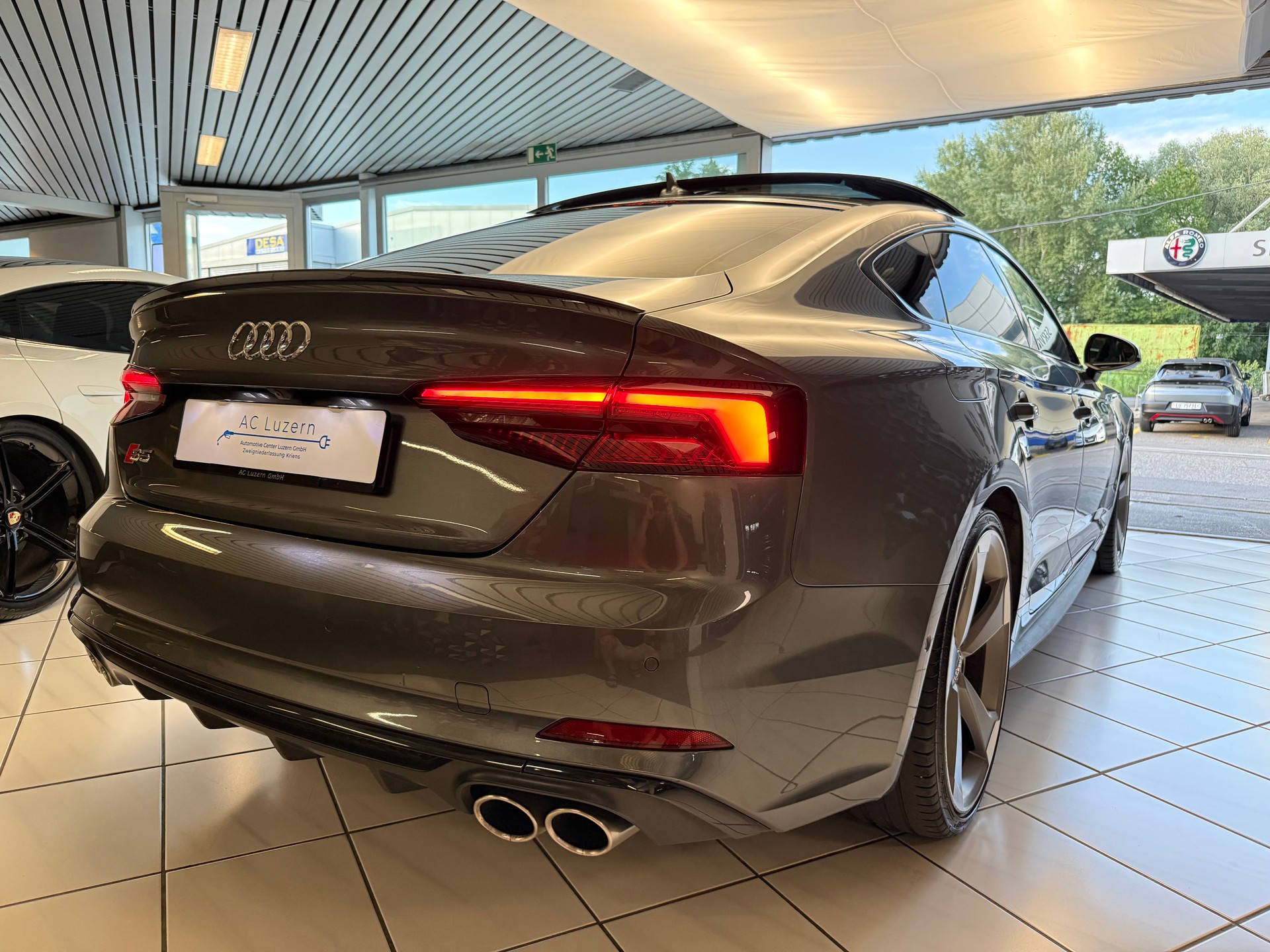 AUDI S5 Sportback 3.0 TFSI quattro tiptronic-image-2