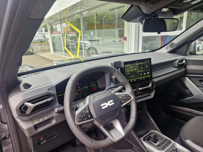 DACIA Duster 1.2 Hybrid Journey 4WD-image-5