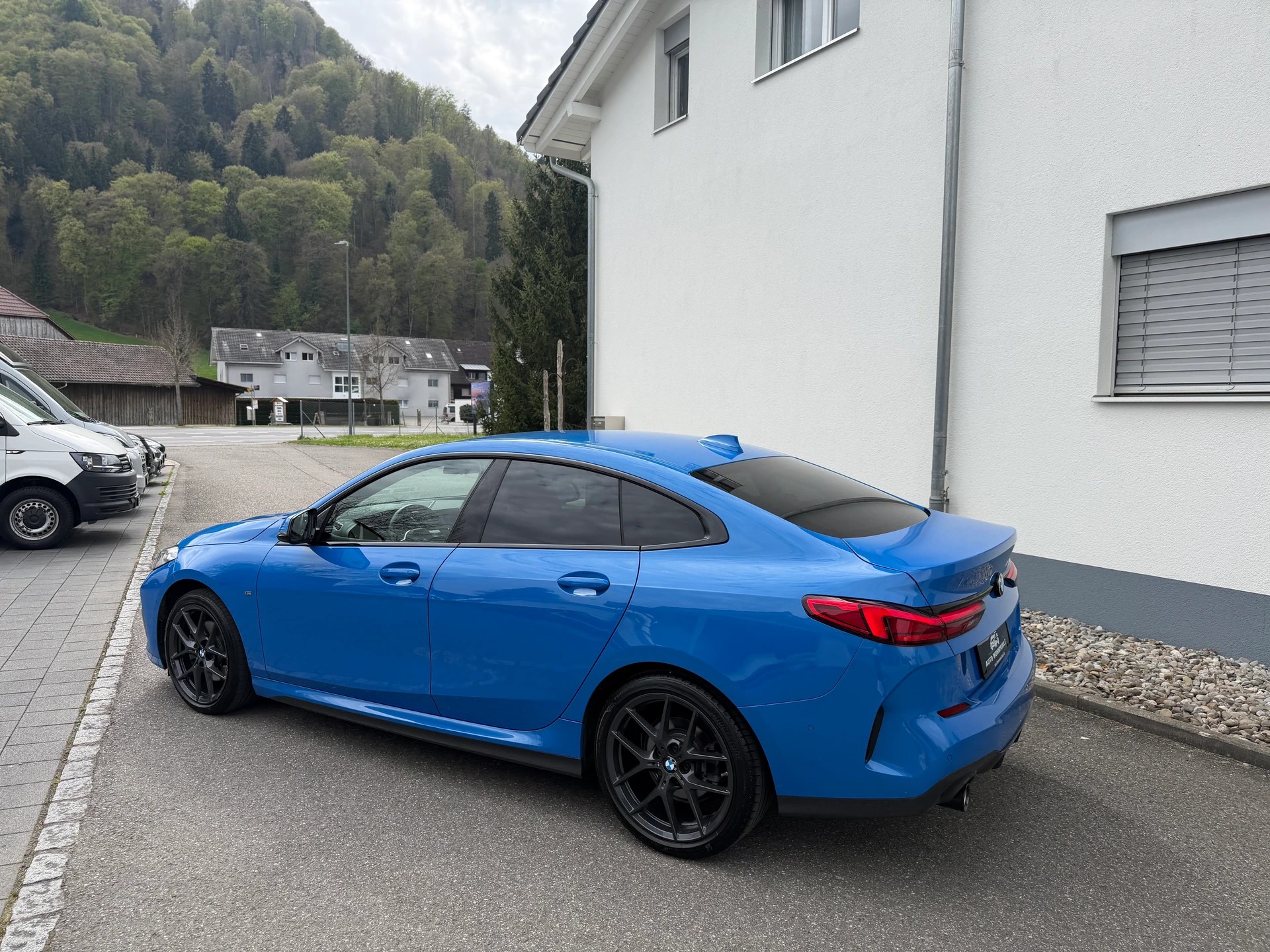 BMW 218d Gran Coupé M Sport Steptronic-image-12