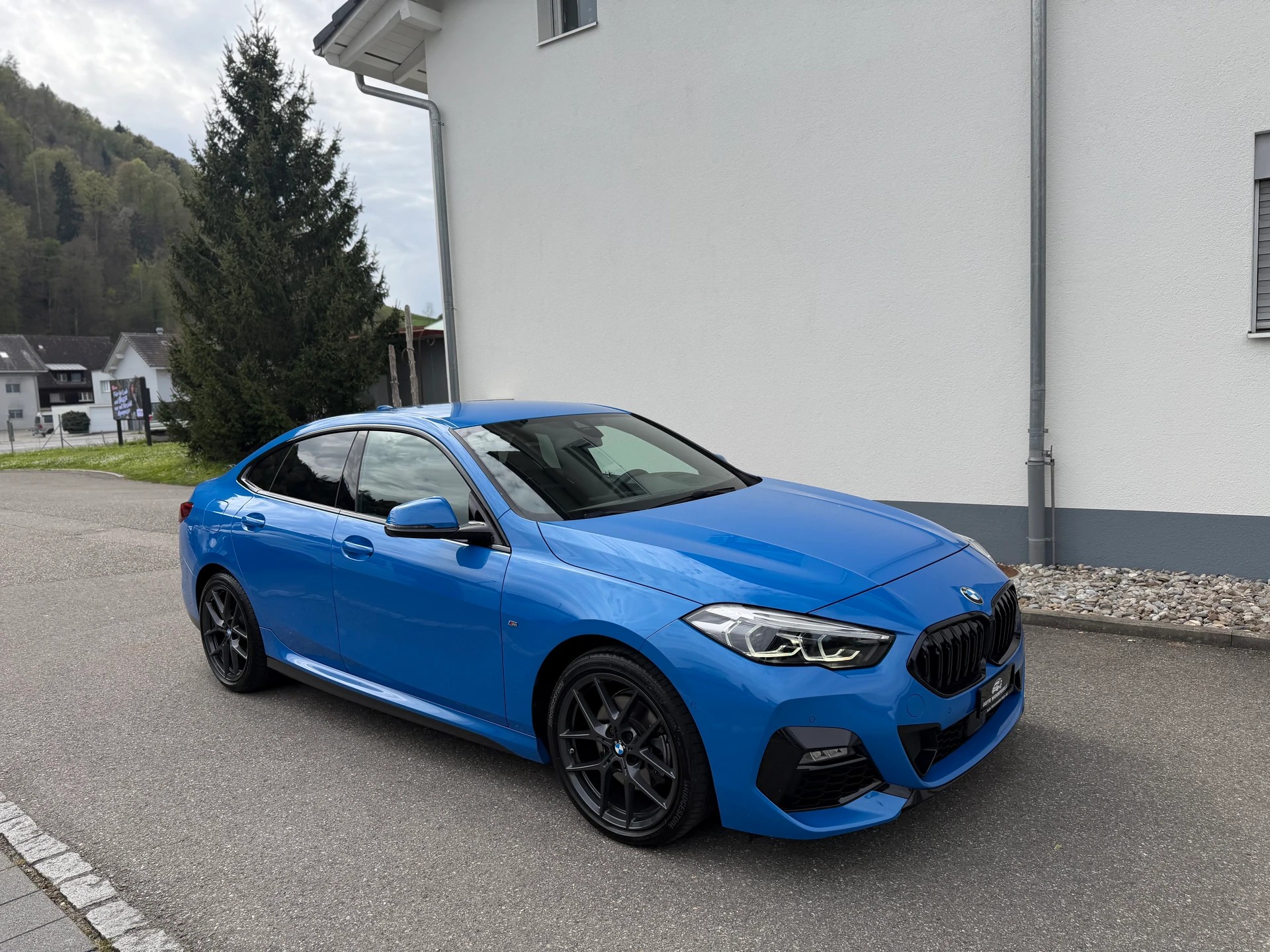 BMW 218d Gran Coupé M Sport Steptronic-image-2