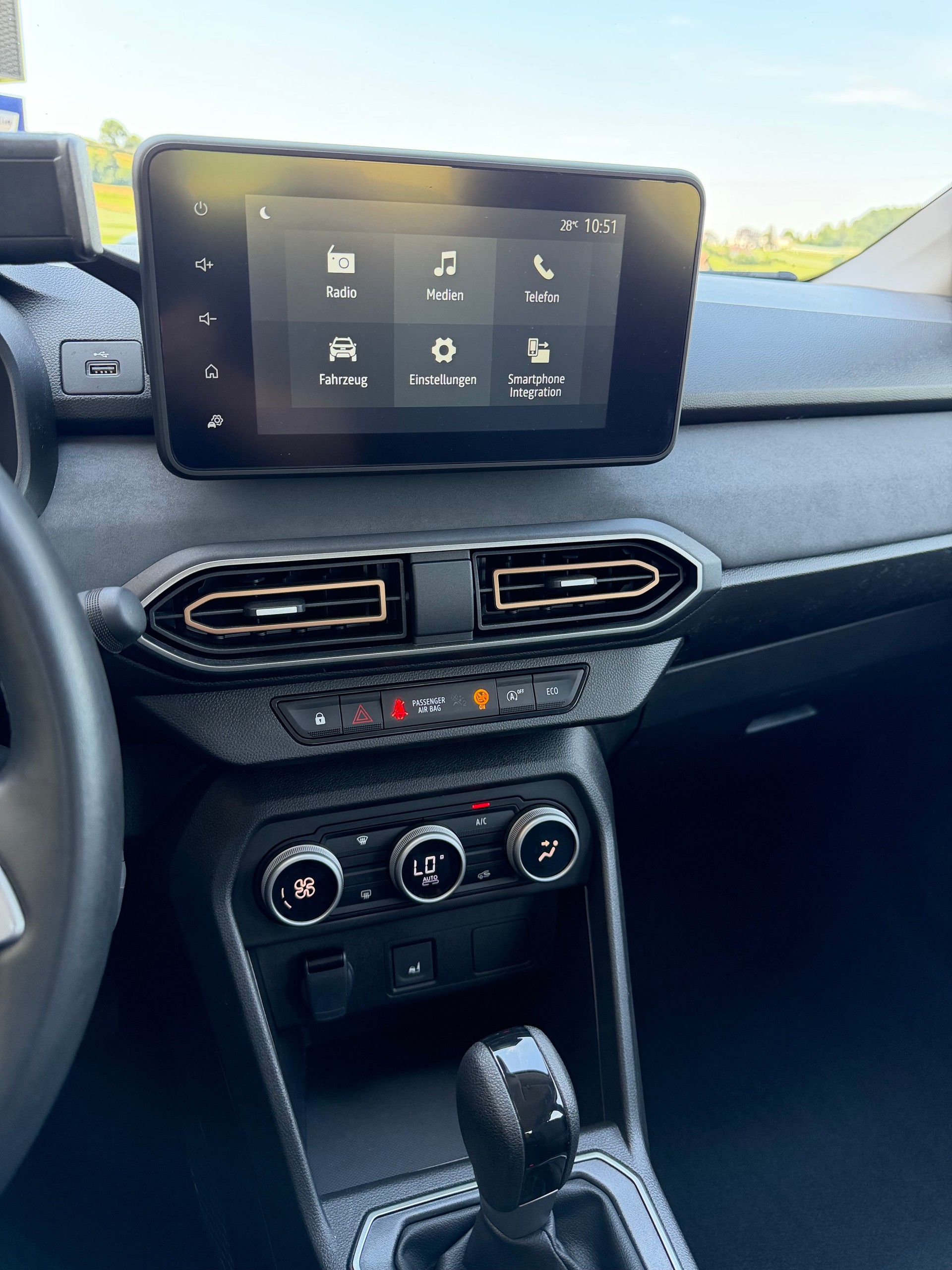 DACIA Sandero Stepway TCe 90 Extreme CVT-image-7