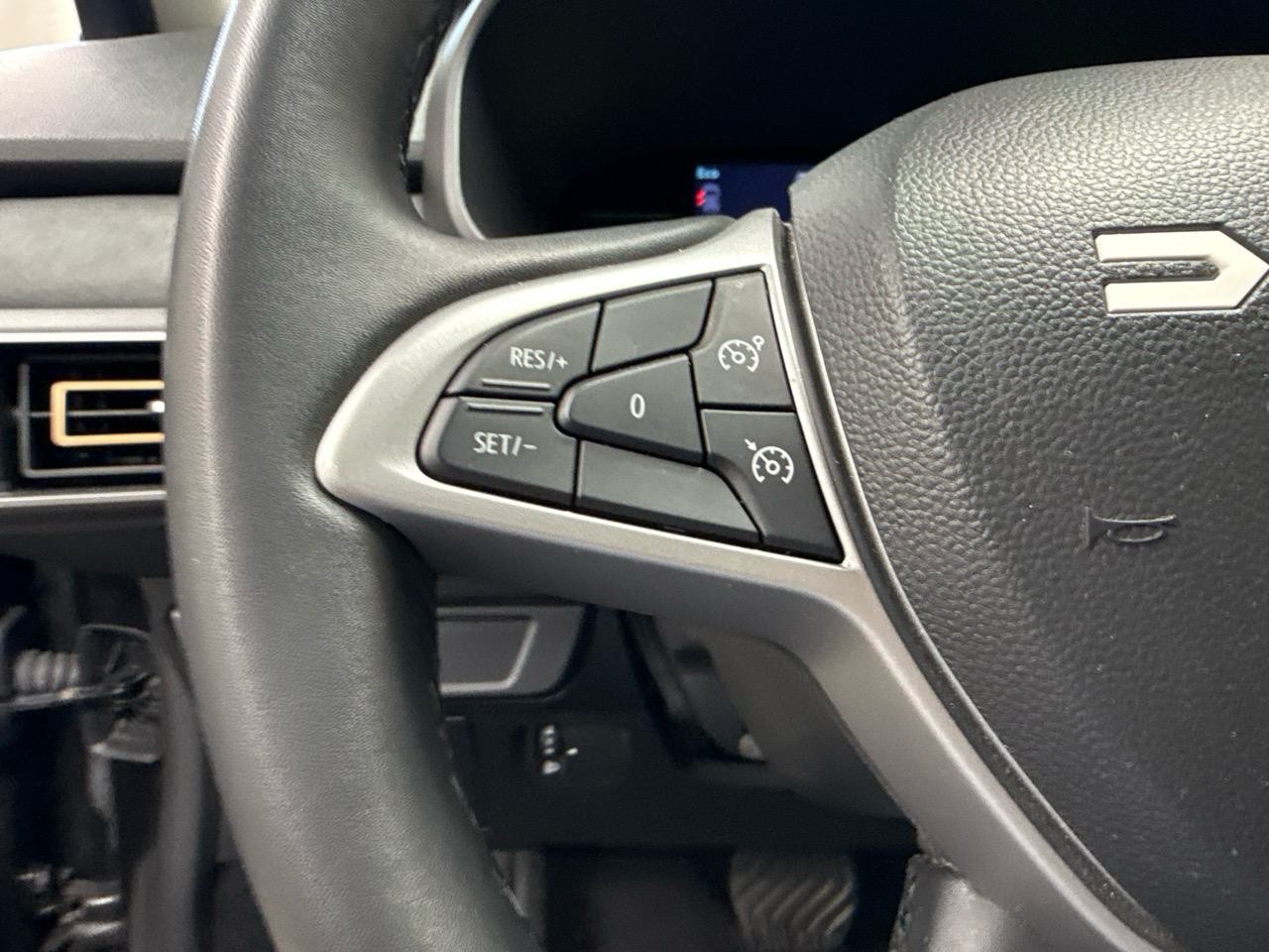 DACIA Jogger HEV 140 Extreme+-image-8