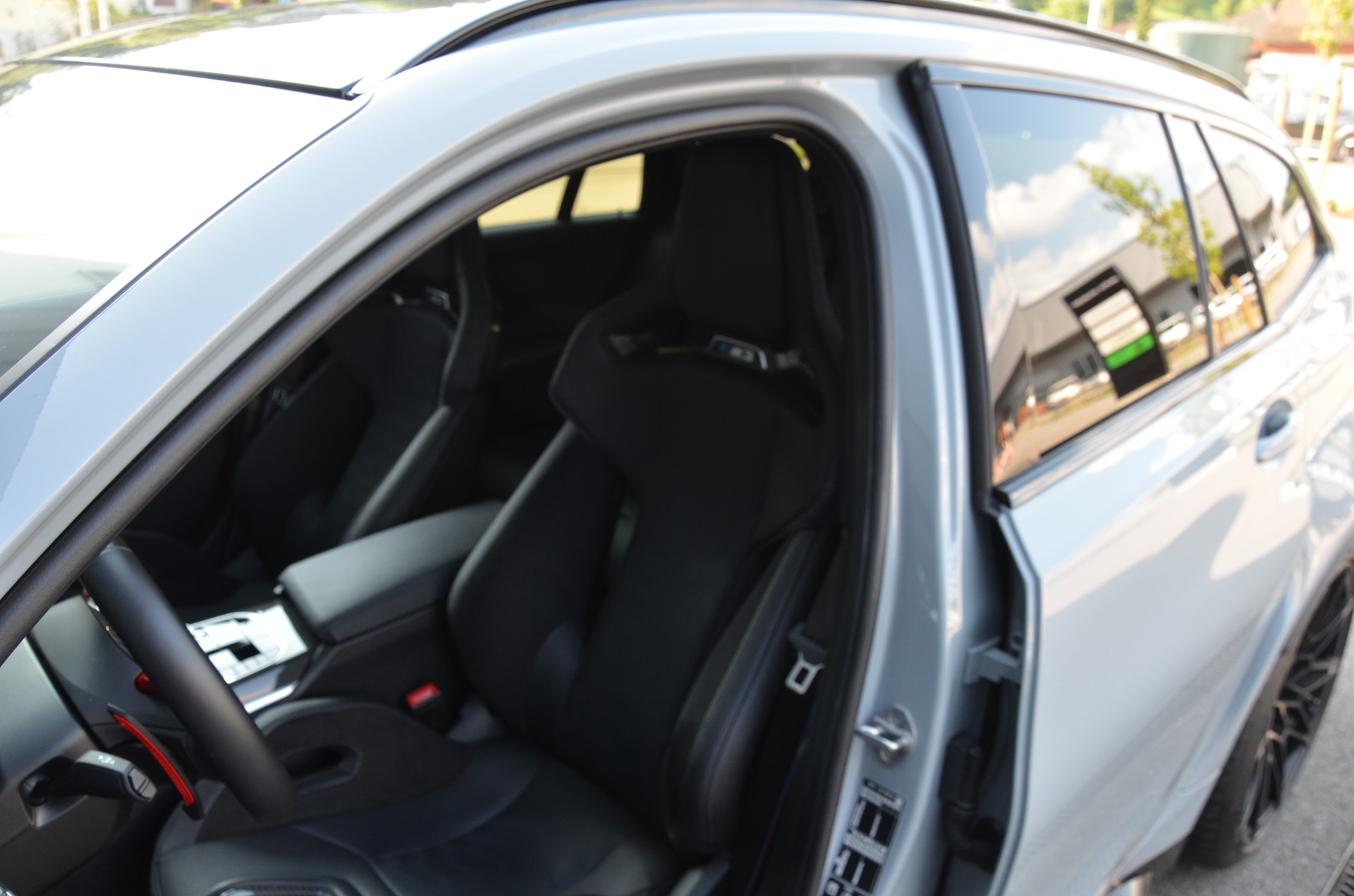 BMW M3 Touring xDrive Competition M-image-16