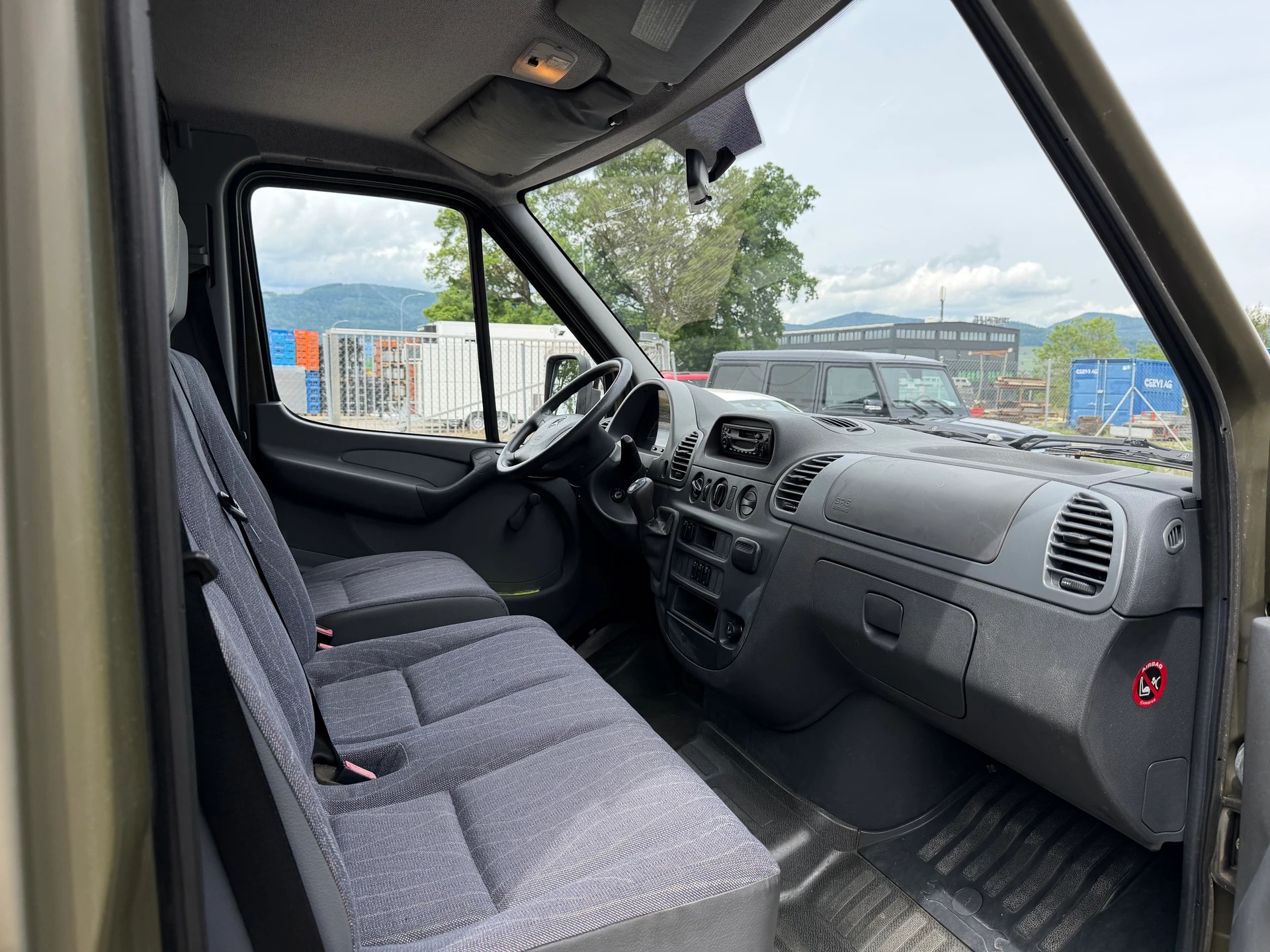 MERCEDES-BENZ Sprinter 413 CDI 4x4-image-13