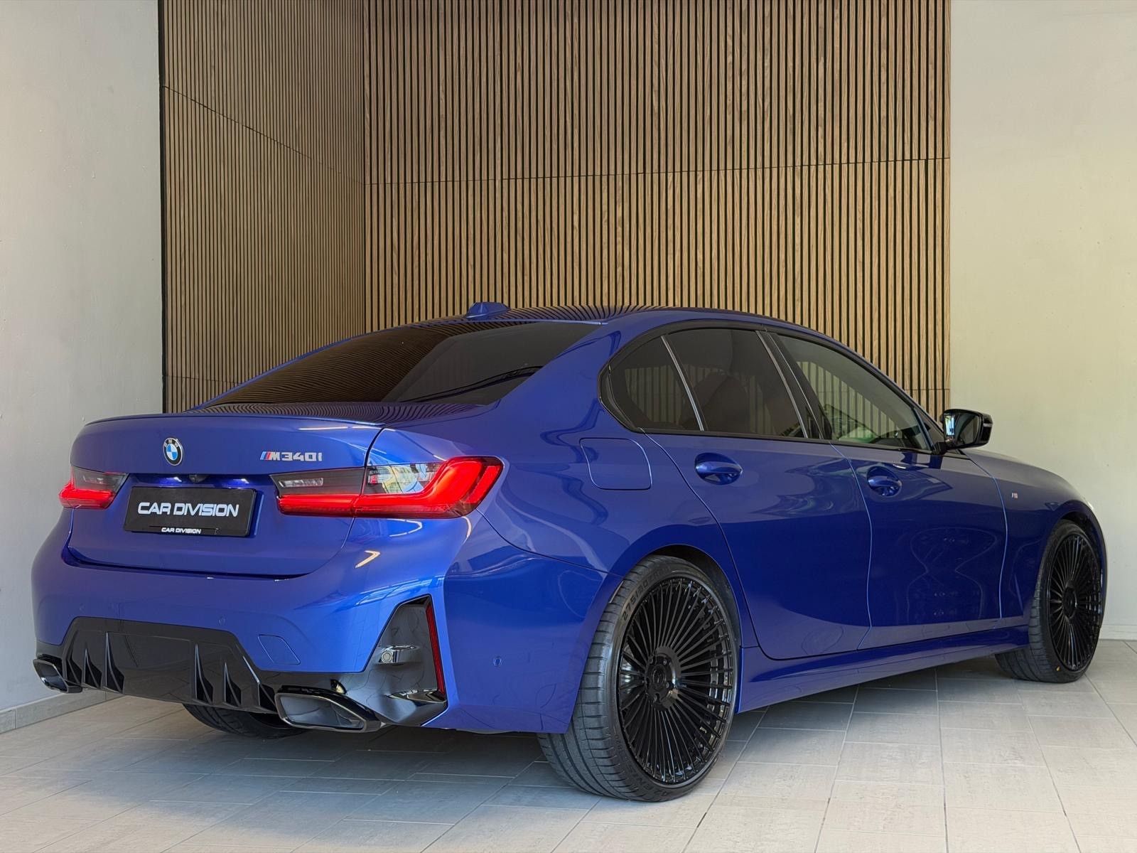 BMW M340i xDrive 48V Steptronic M Sport-image-3