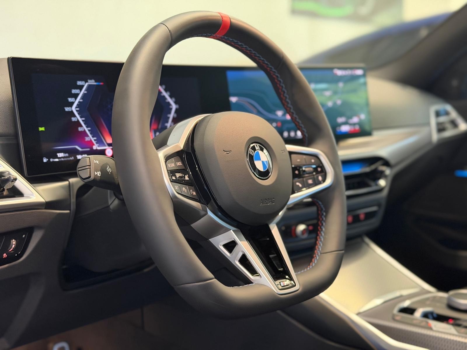 BMW M340i xDrive 48V Steptronic M Sport-image-18