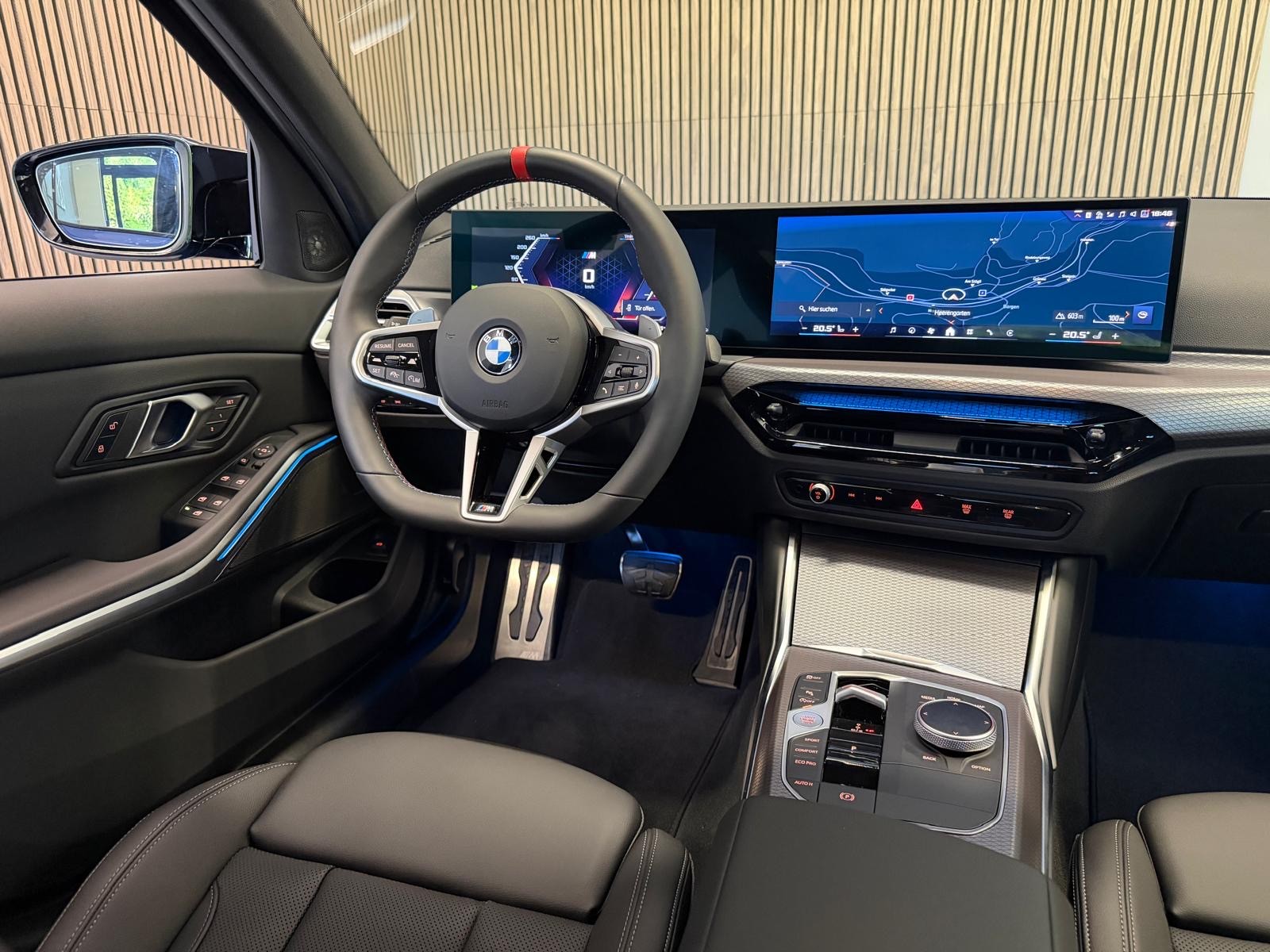 BMW M340i xDrive 48V Steptronic M Sport-image-12