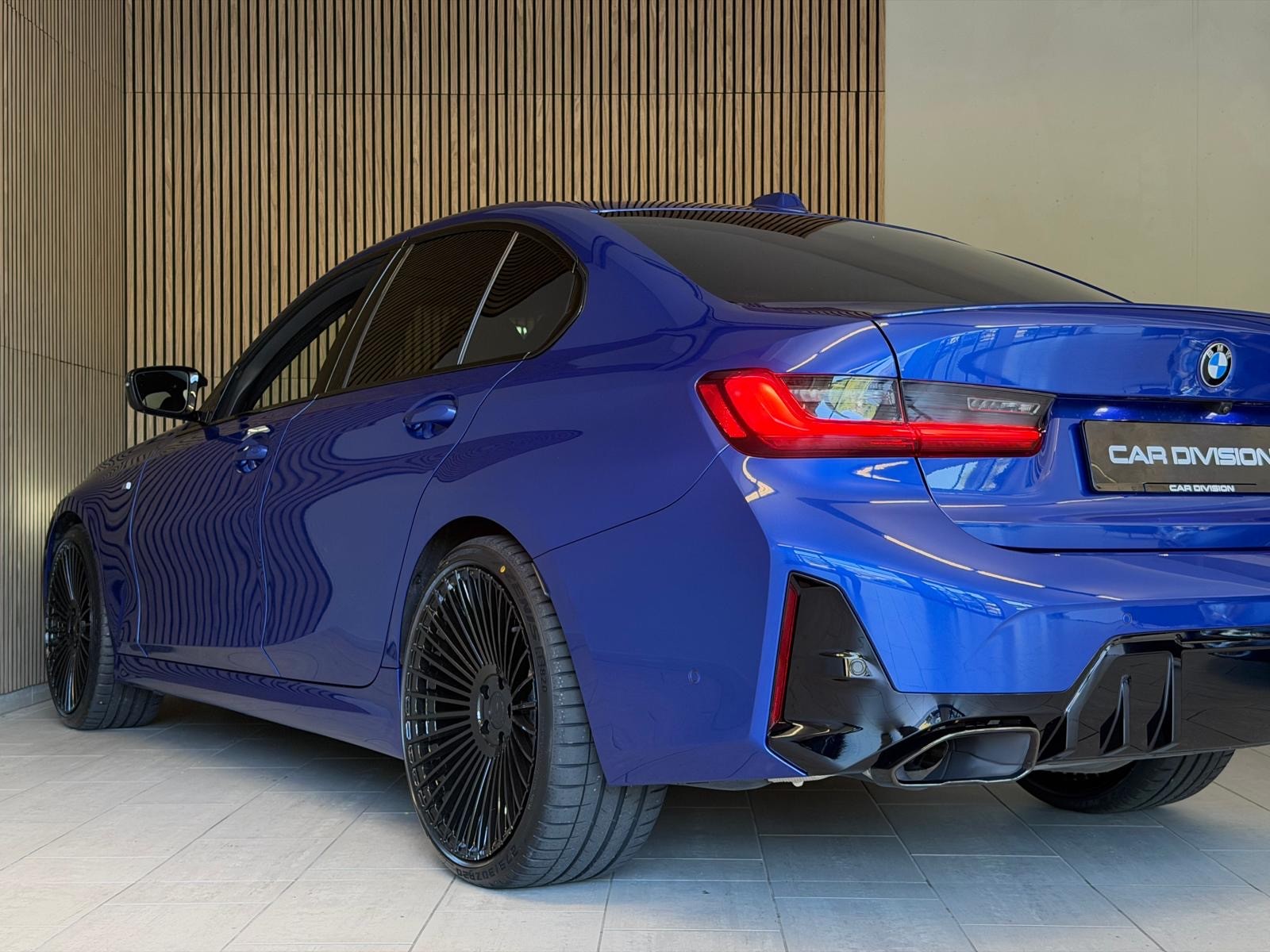 BMW M340i xDrive 48V Steptronic M Sport-image-6