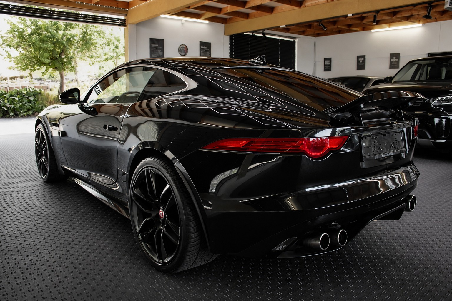JAGUAR F-Type Coupé R 5.0 V8 S/C-image-5