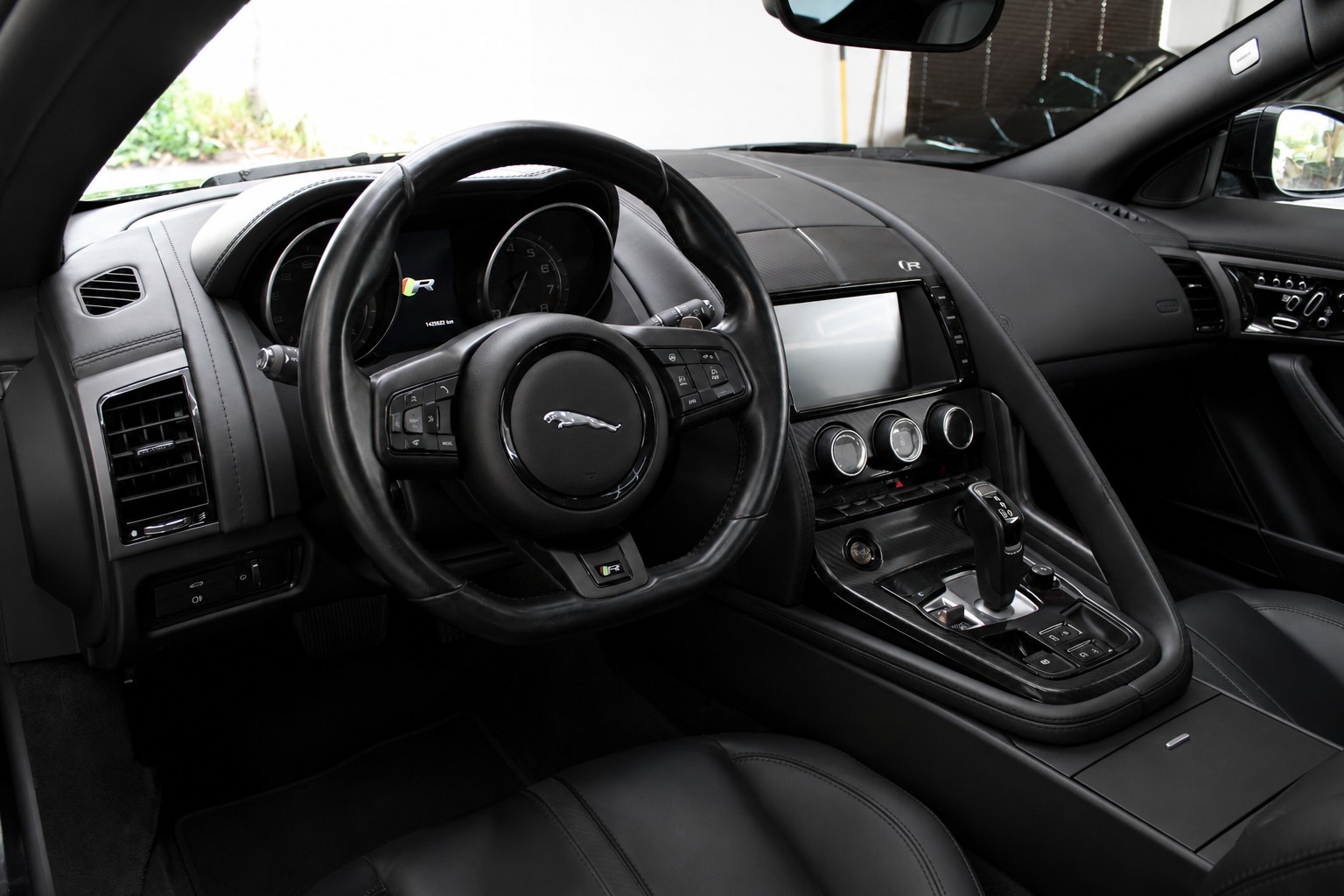 JAGUAR F-Type Coupé R 5.0 V8 S/C-image-6