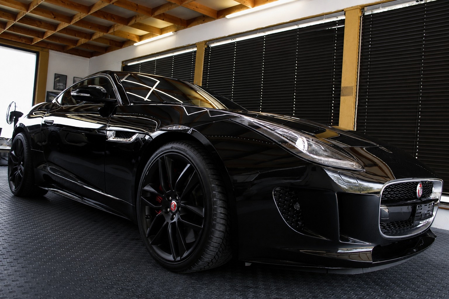 JAGUAR F-Type Coupé R 5.0 V8 S/C-image-11