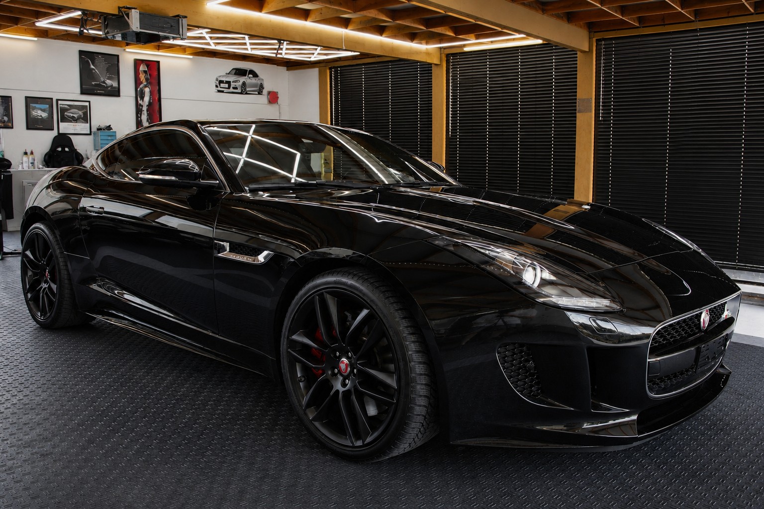 JAGUAR F-Type Coupé R 5.0 V8 S/C-image-2