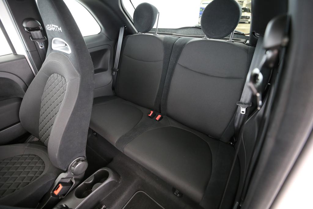 FIAT 595 Abarth 1.4 T-Jet 165 F595-image-8