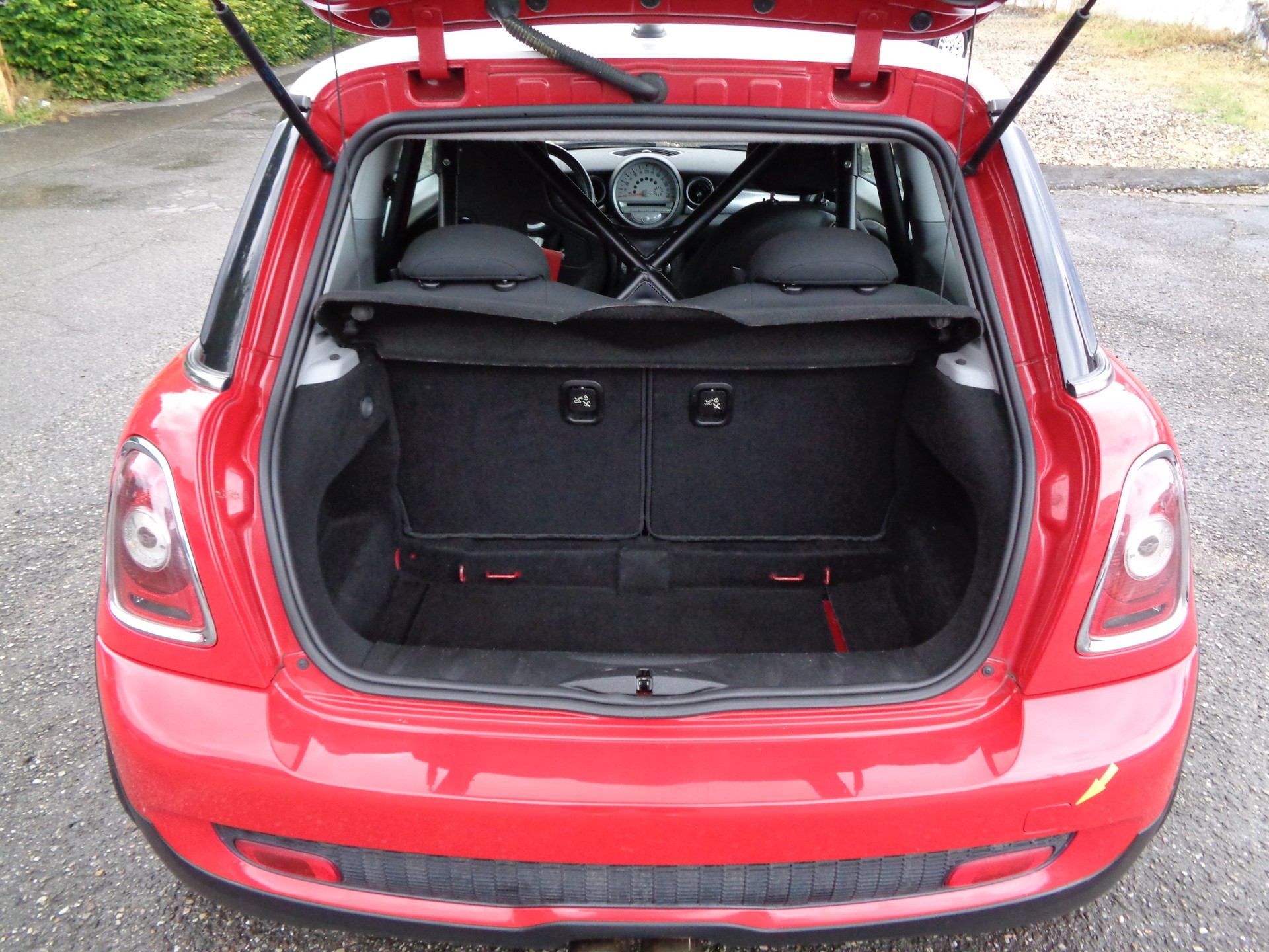 MINI Cooper S-image-12