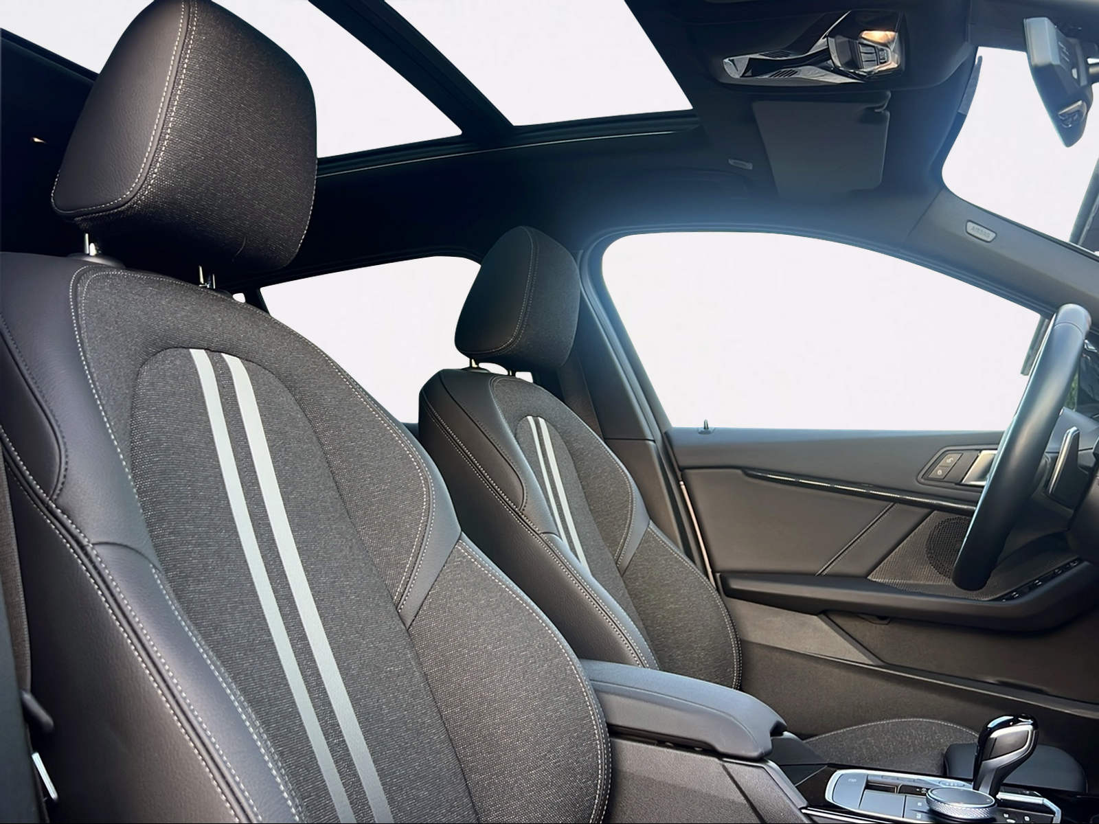 BMW 120i Sport Line Steptronic-image-3