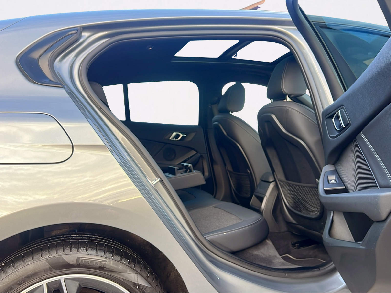 BMW 120i Sport Line Steptronic-image-11
