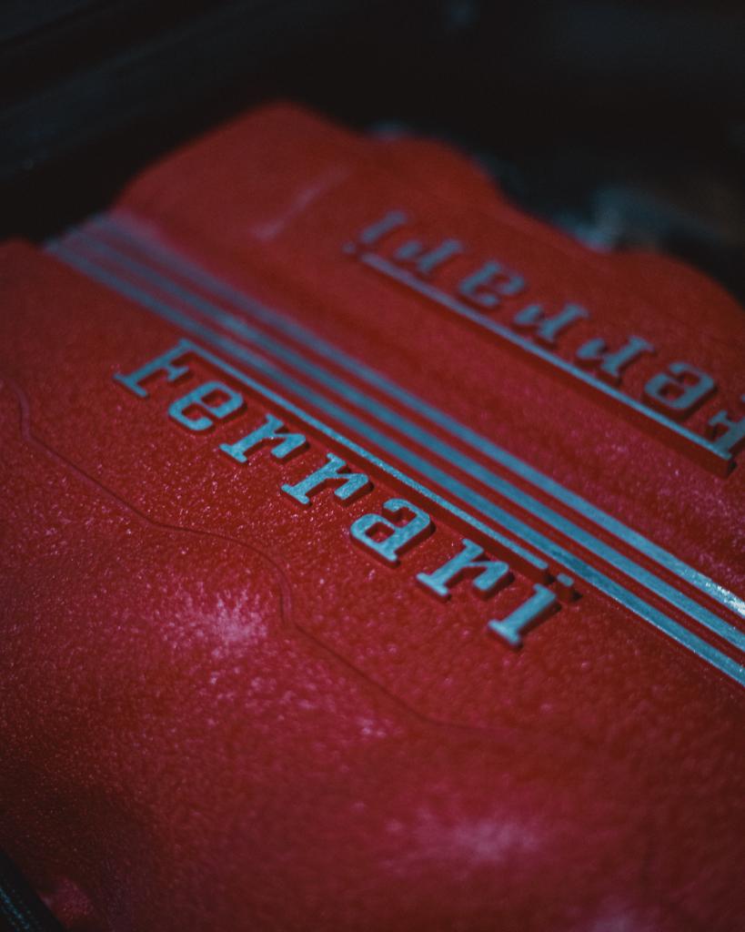 FERRARI 4.3-image-4