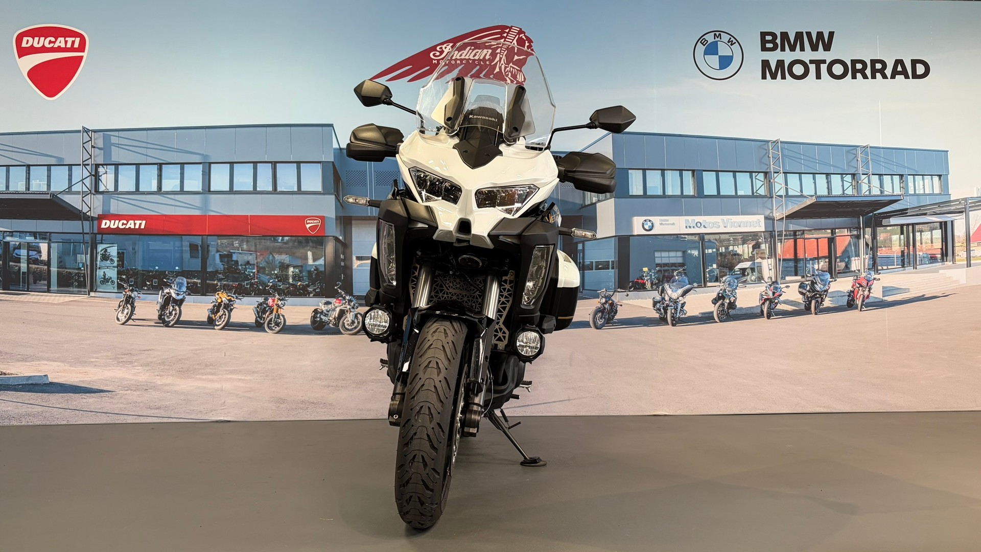 KAWASAKI Versys 1100 SE Grand Tourer-image-4