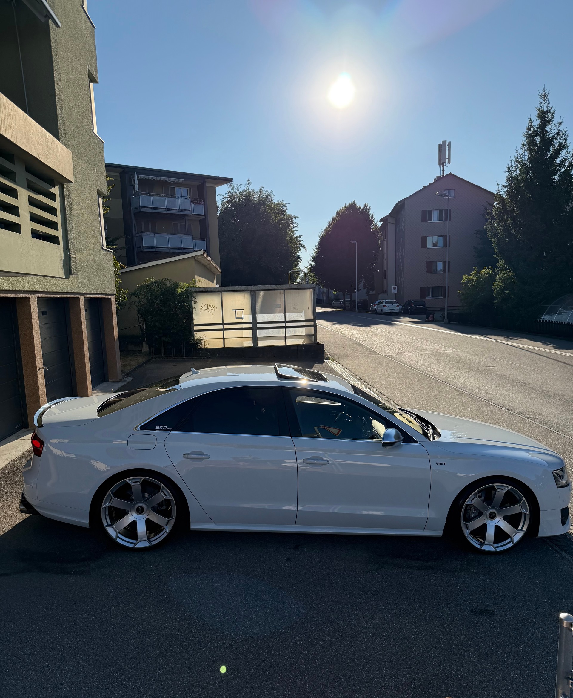 AUDI S8 4.0 V8 TFSI quattro T-Tronic-image-6