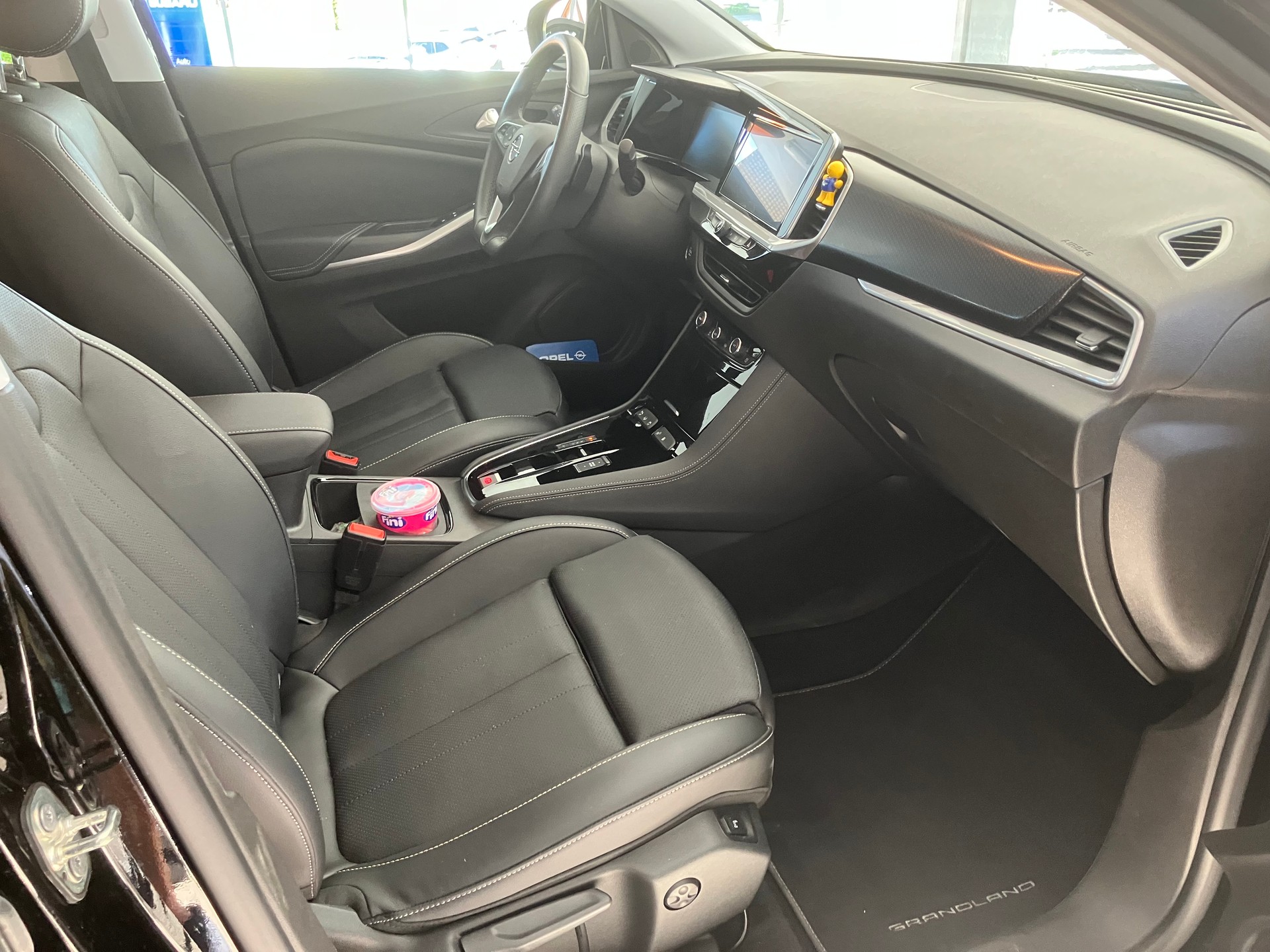 OPEL Grandland 1.6 Hybrid4 GSe Automatik-image-2