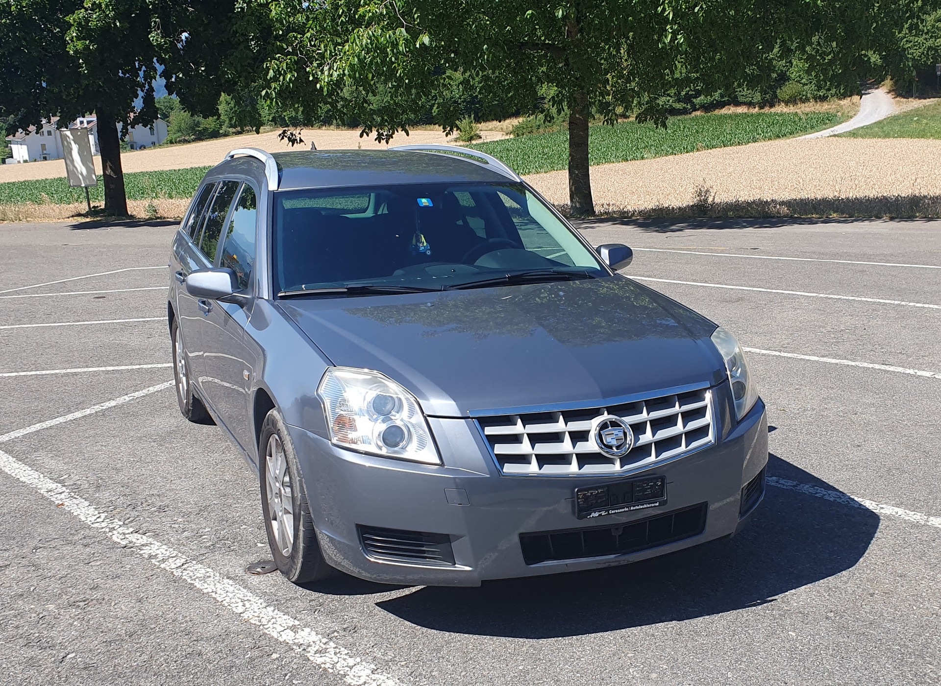 CADILLAC BLS Wagon 1.9TTD Elegance Automatic-image-1