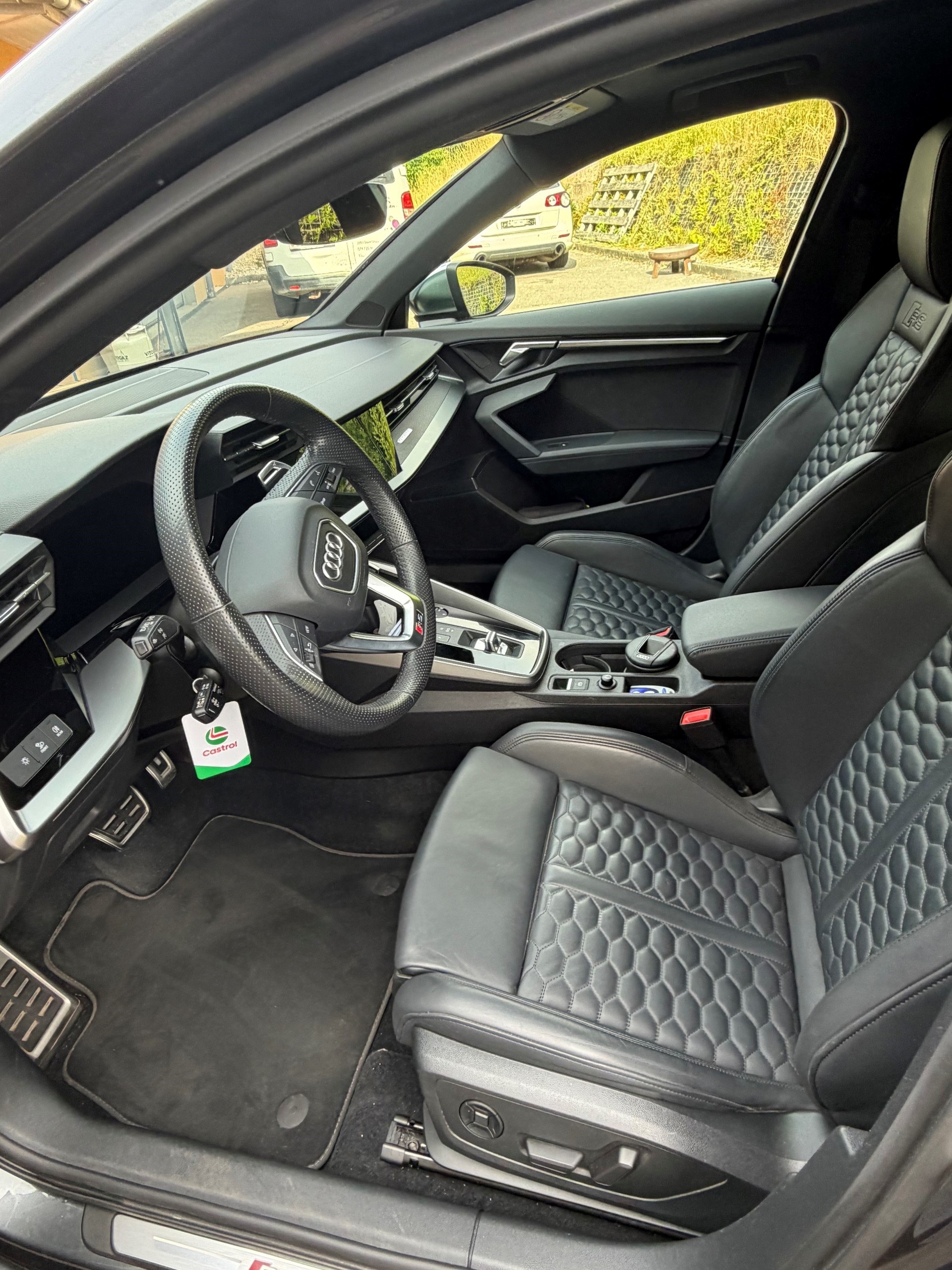AUDI 2.5 TFSI quattro S-Tronic-image-7