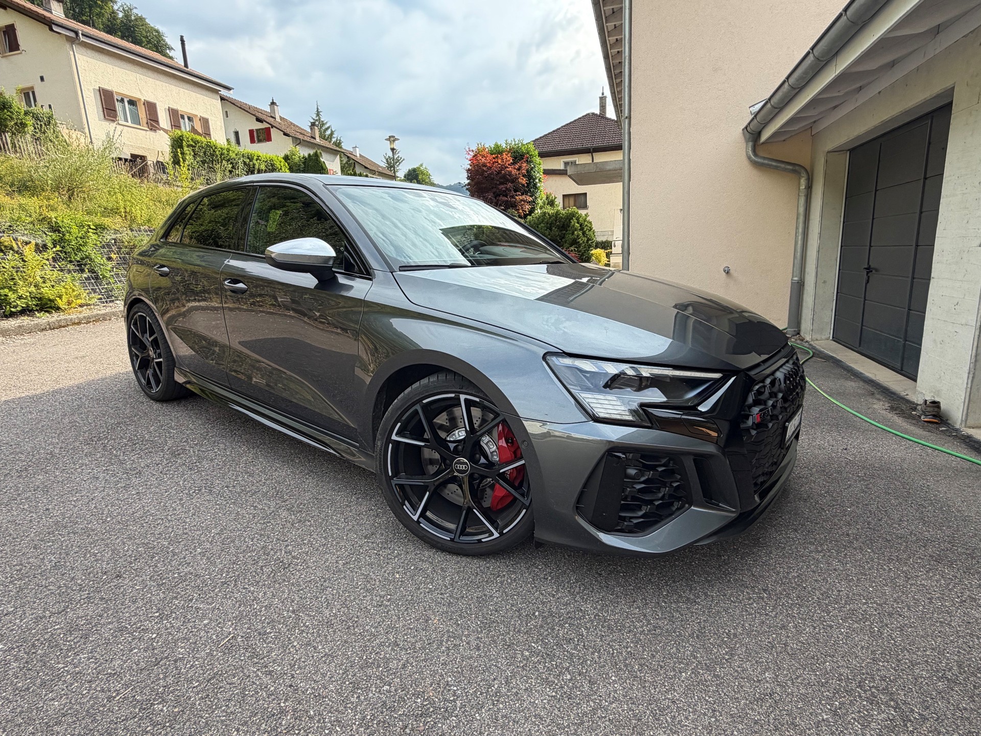 AUDI 2.5 TFSI quattro S-Tronic-image-1