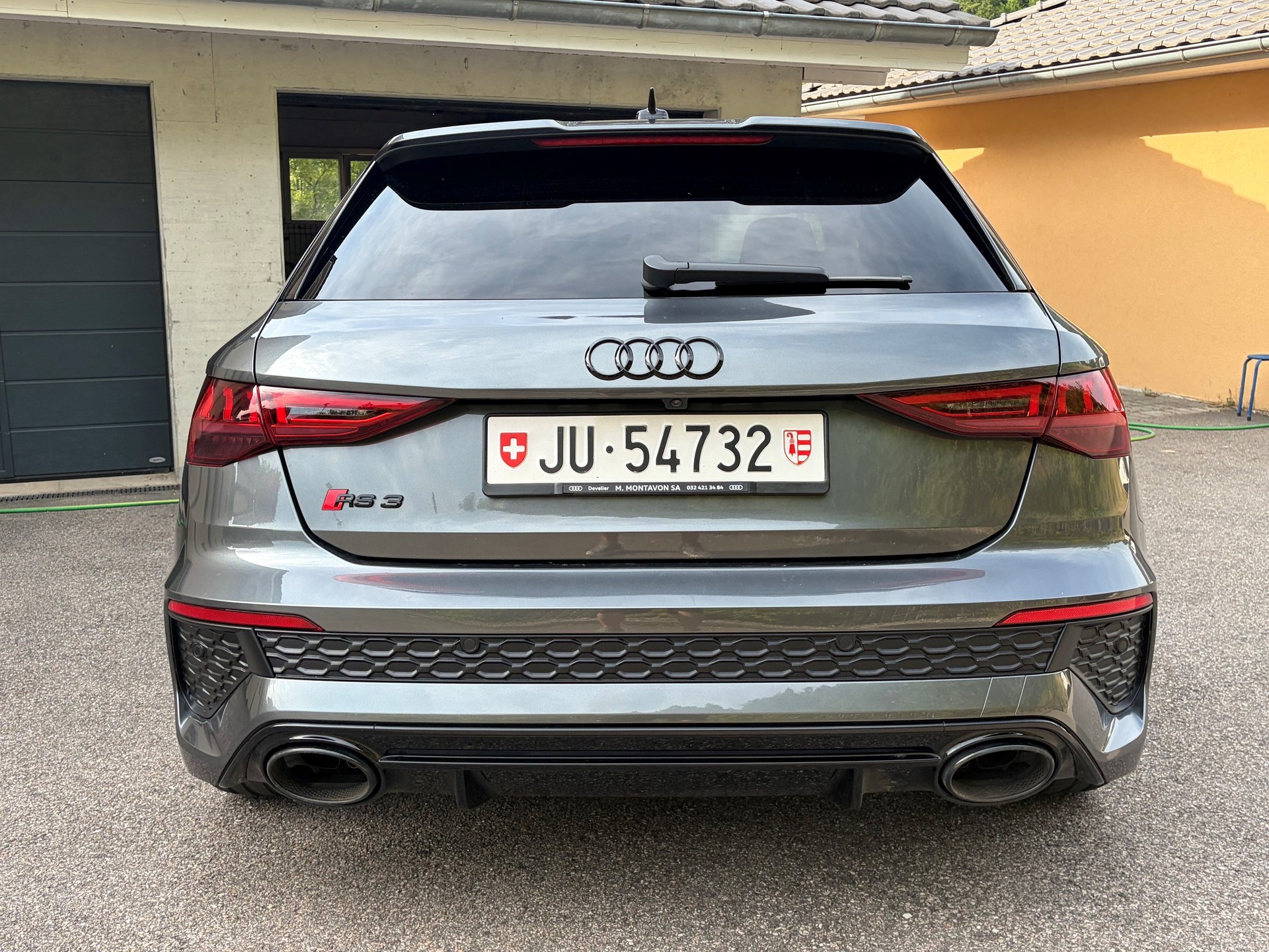 AUDI 2.5 TFSI quattro S-Tronic-image-2